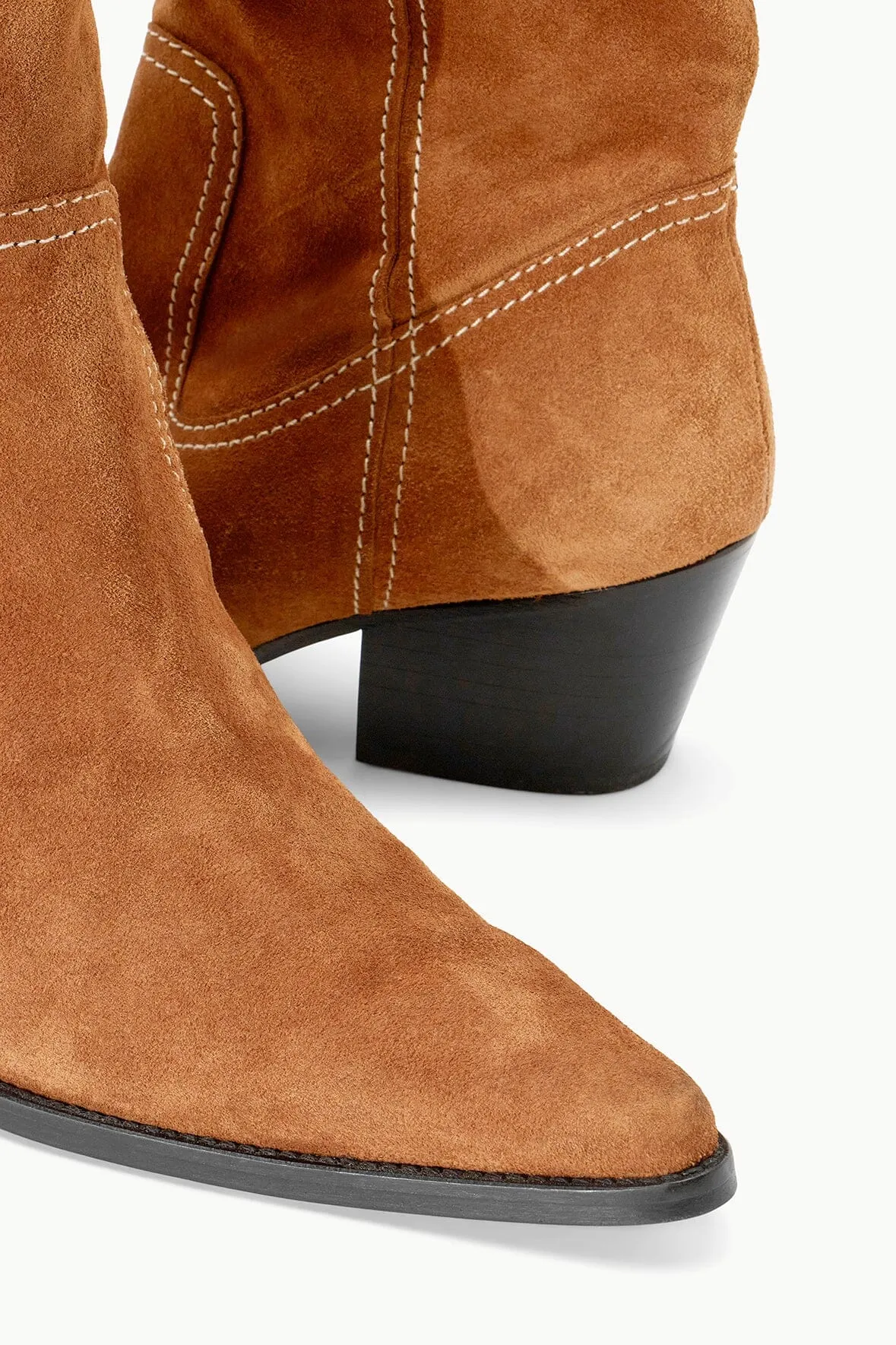 JUNE BOOT | TAN SUEDE Stylish look