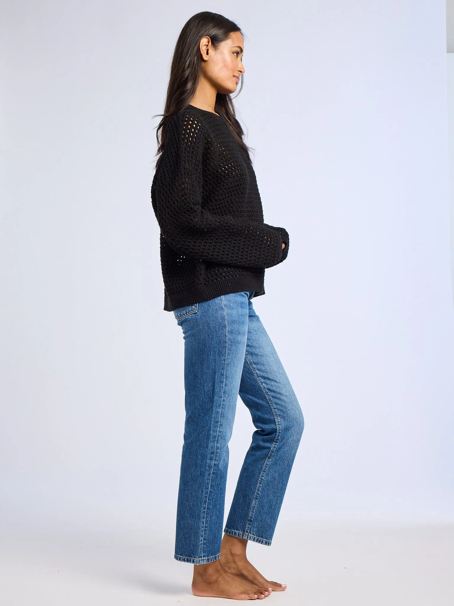 Kitty Pullover in Black Weekend Soft