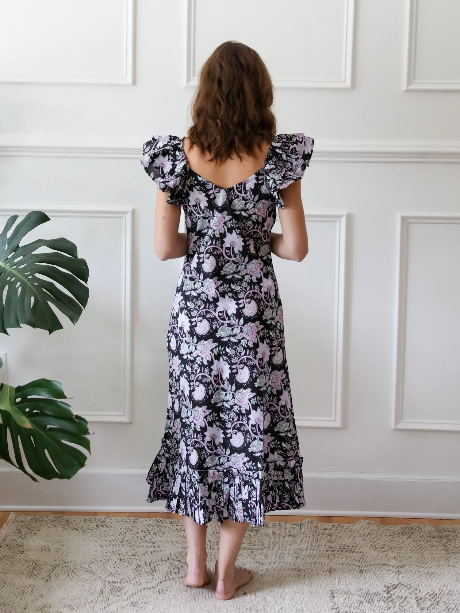 Klara Dress in Tropical Night casual days