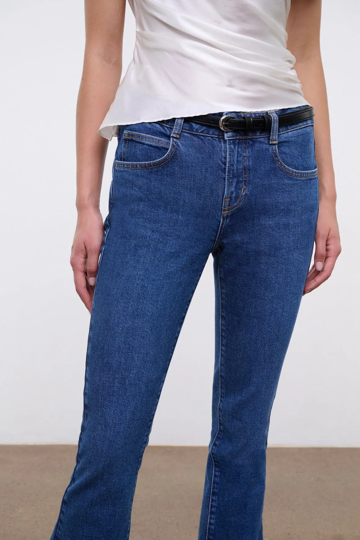 KYLE STRETCH FLARE JEAN | STONE BLUE trendy style
