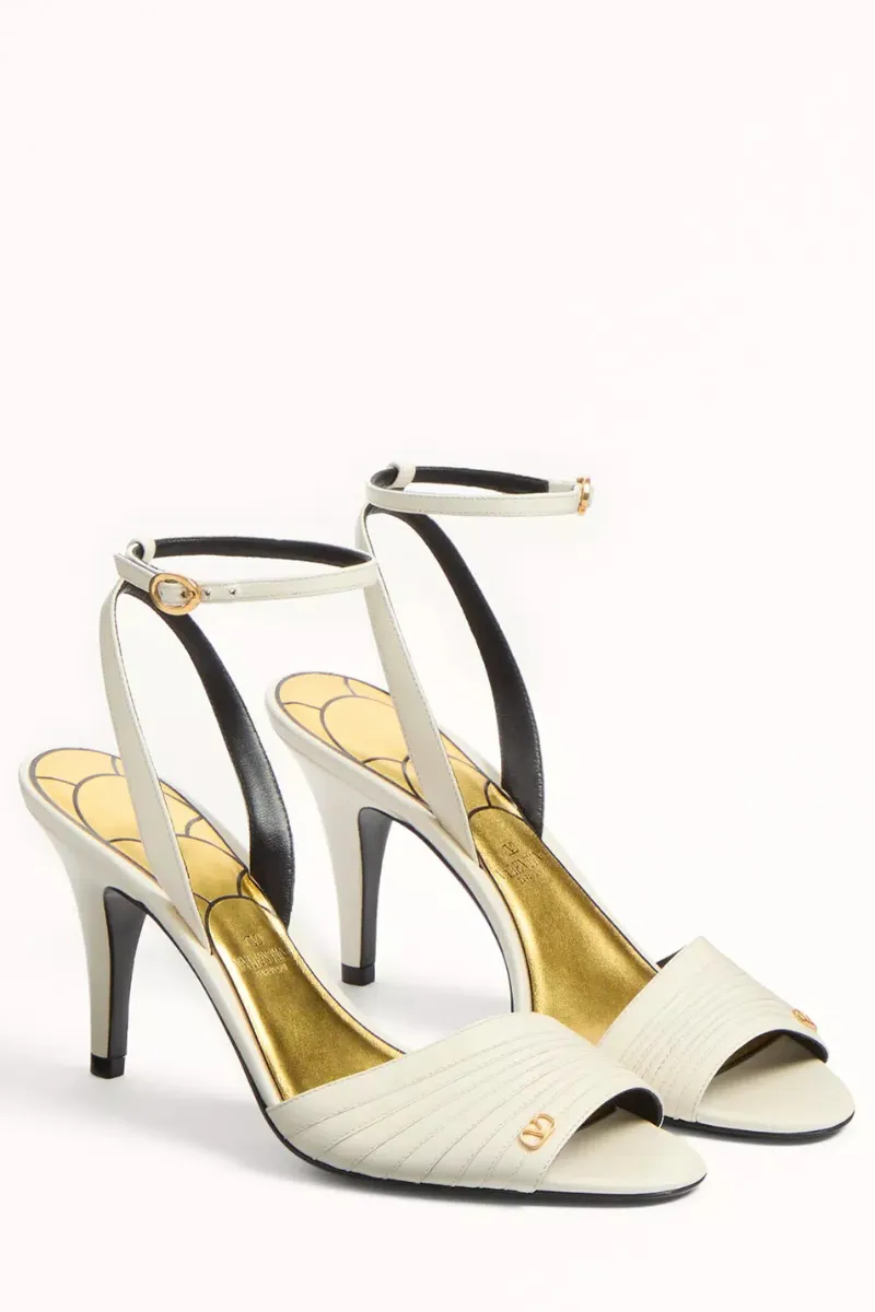 Ladycrush Sandals timeless charm
