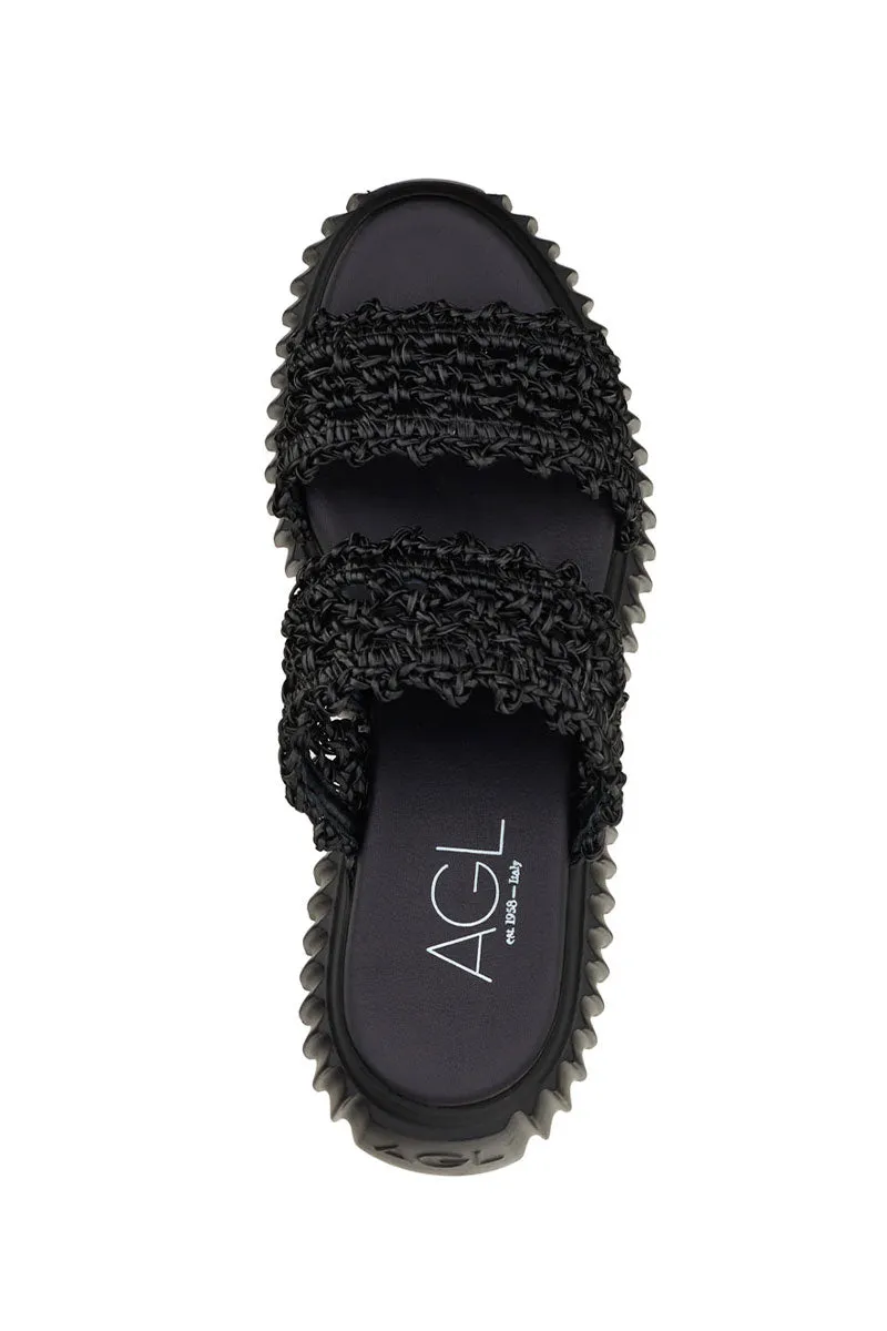 Lara Sandal summer fun