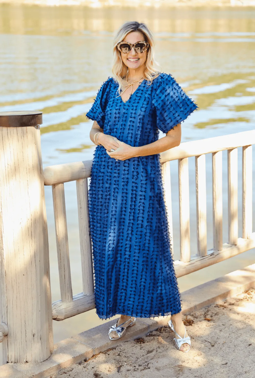 Le V Kaftan  - Navy Bows simple look
