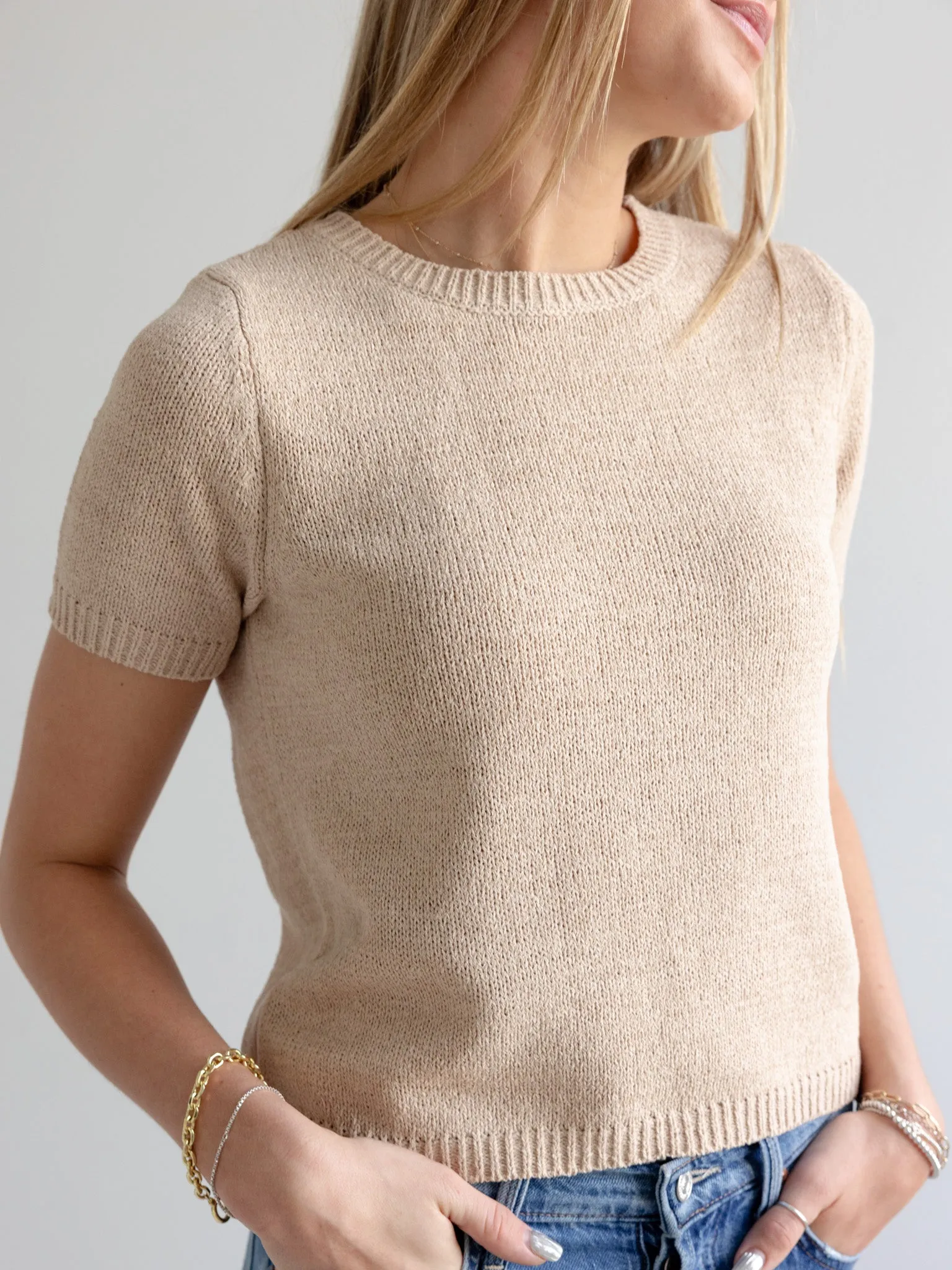 Lelia Short Sleeve Knit- Taupe Weekend Mode