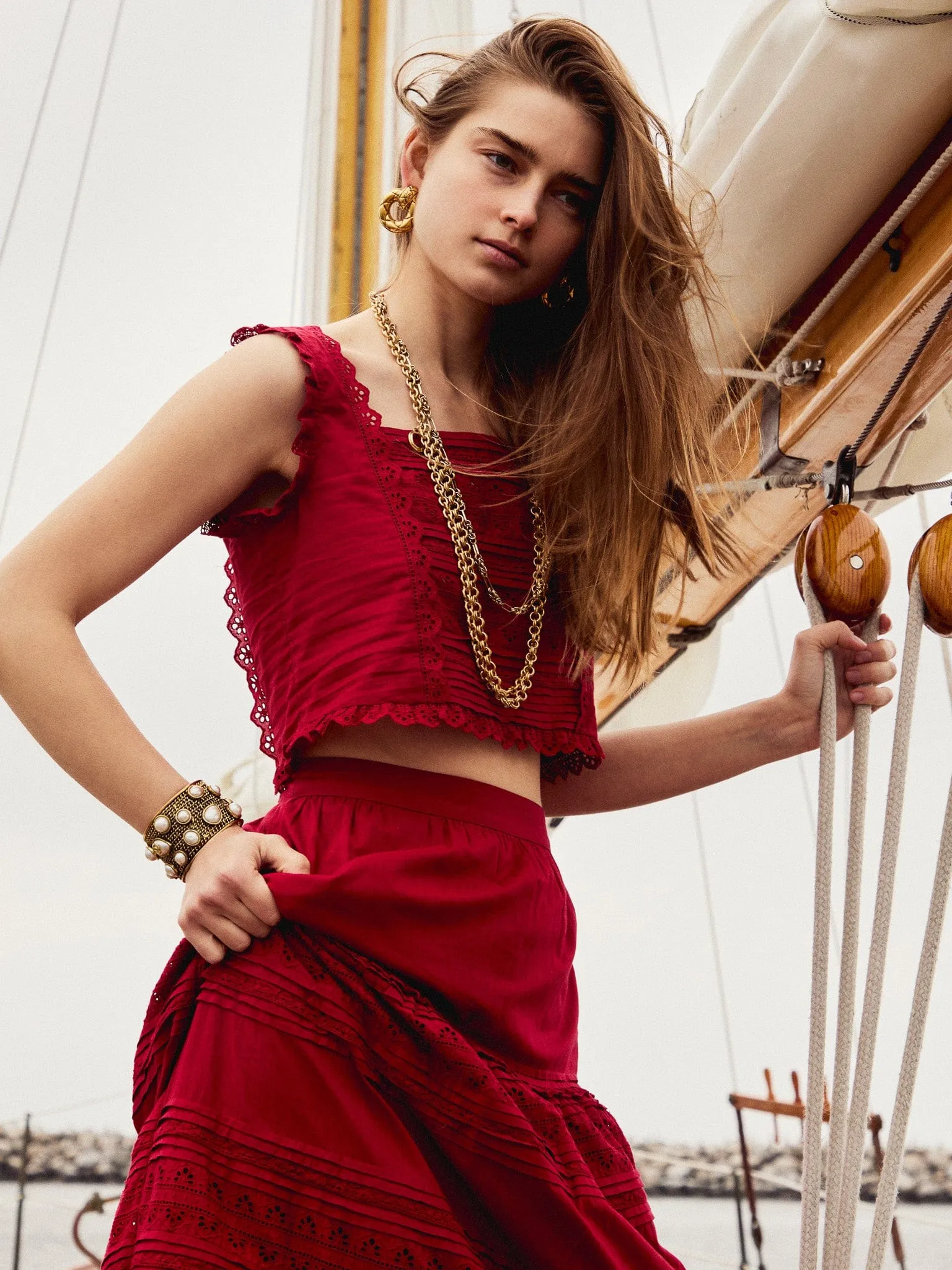 Leni Skirt in Cherry Lace cozy feel