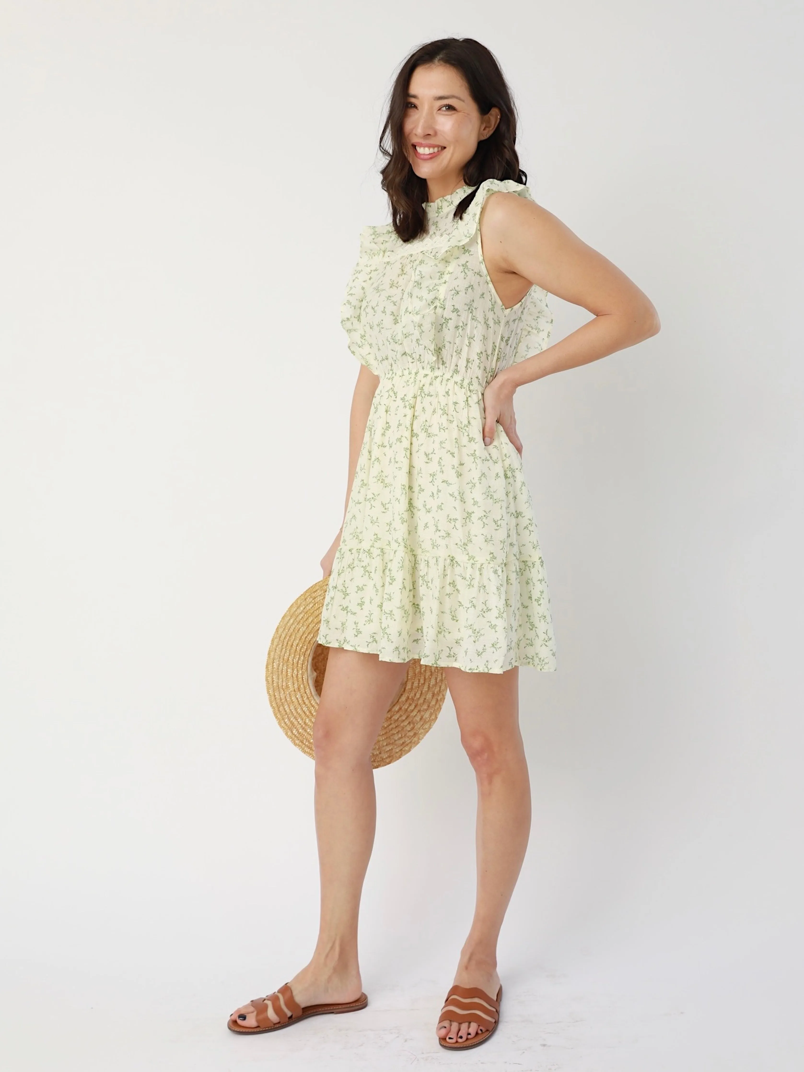 Lex Floral Dress in Ivy weekend glam