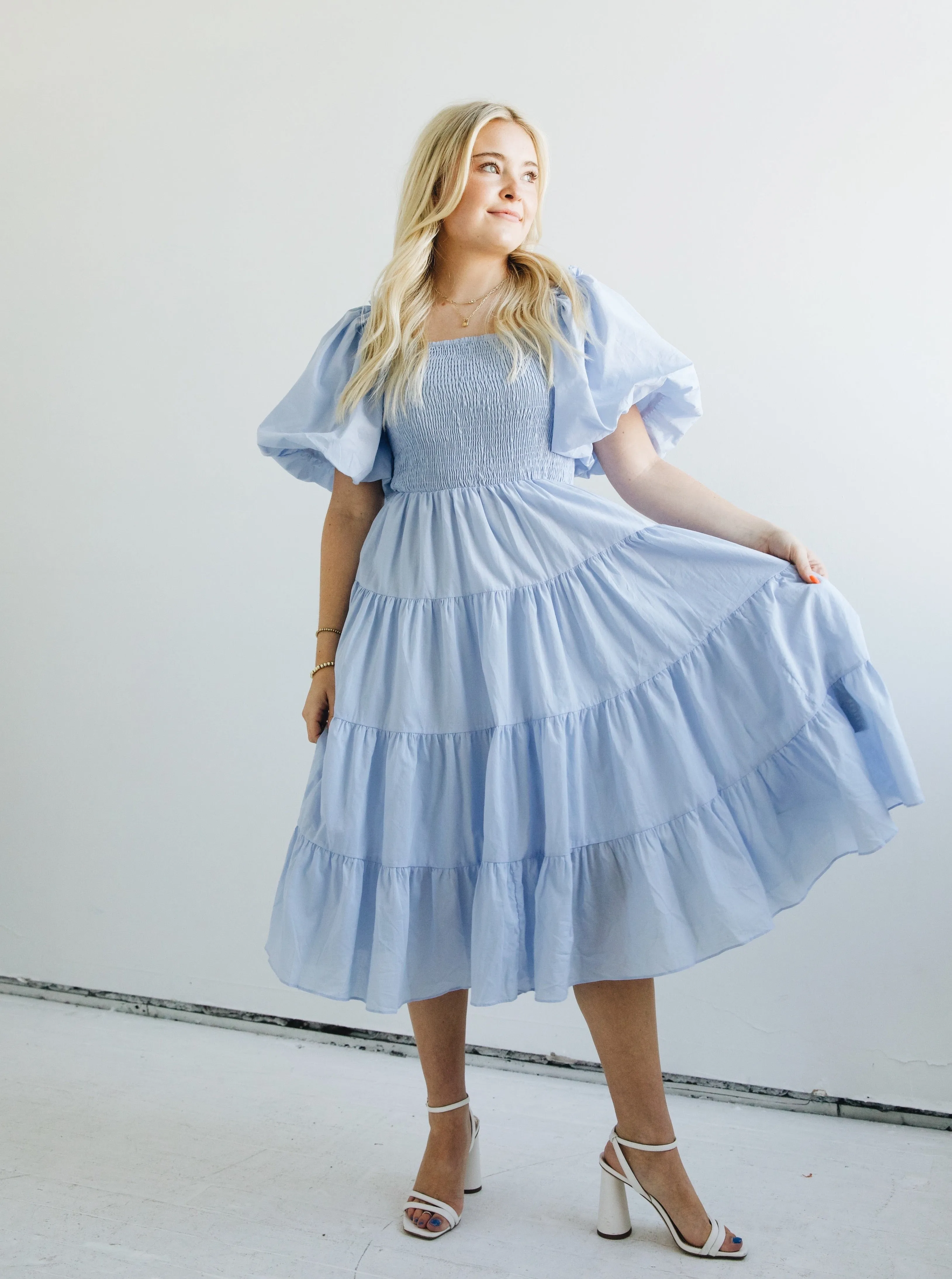 Lindsey Smocked Dress charm mode