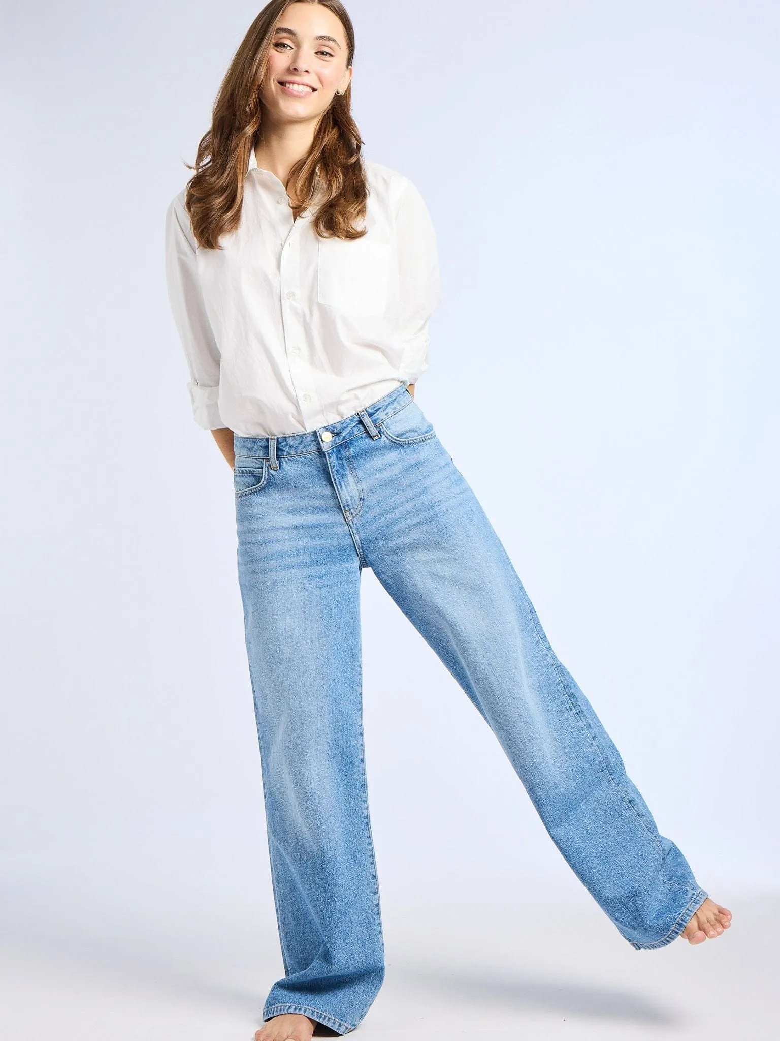 Lizzie Mid Rise Slouchy Jean in Pacific eco friendly