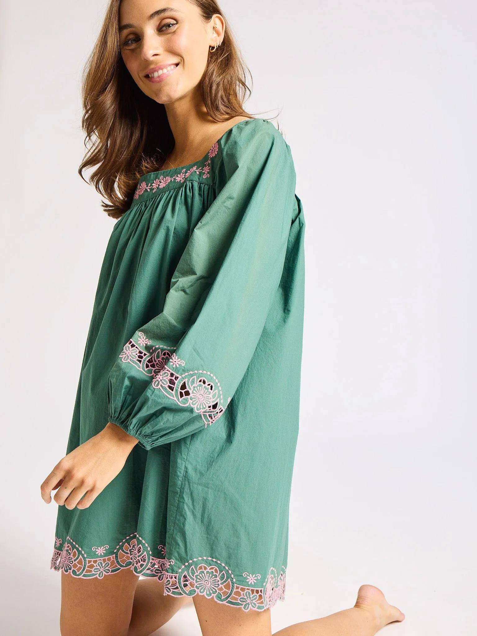 Lovina Dress in Palm Eyelet chill mood