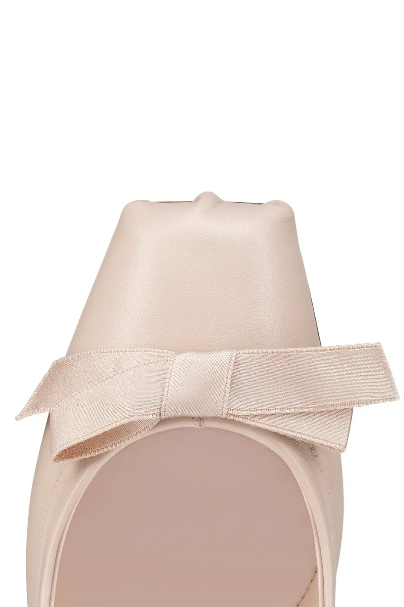 Mamaflirt Ballerina Pump cultural symbol