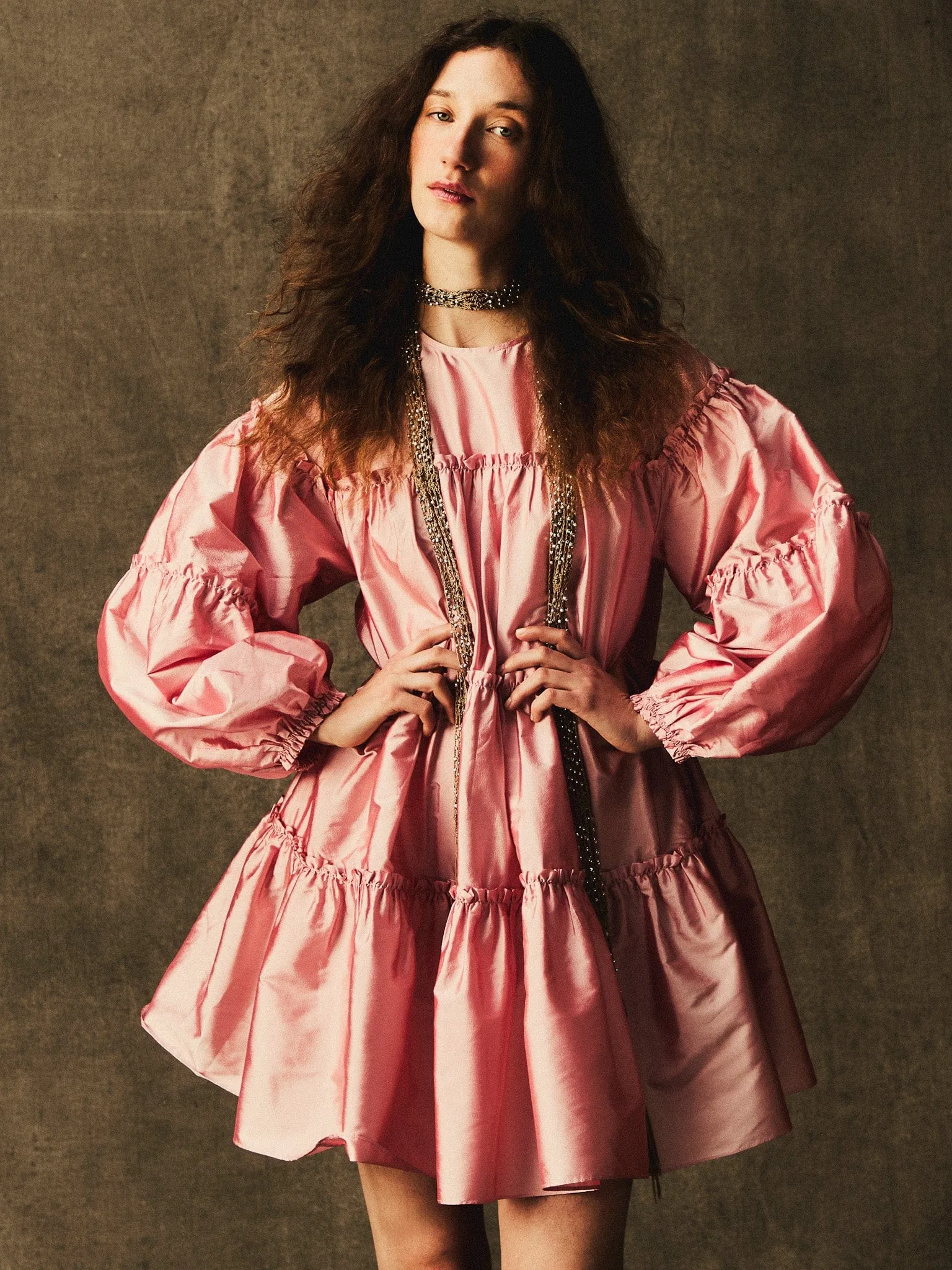 Mara Dress in Peony Taffeta chill mood