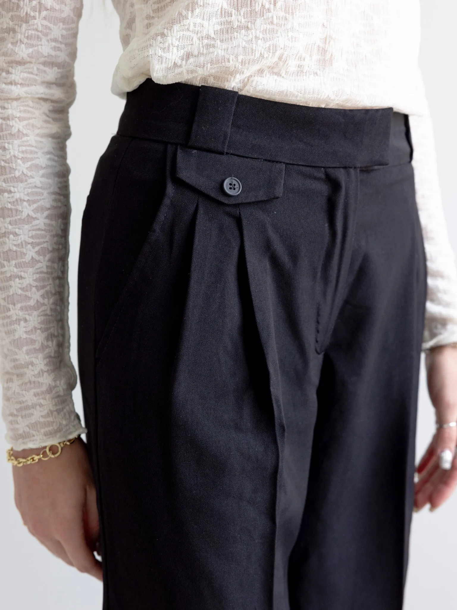 Marin High Rise Trouser -Black light breathable
