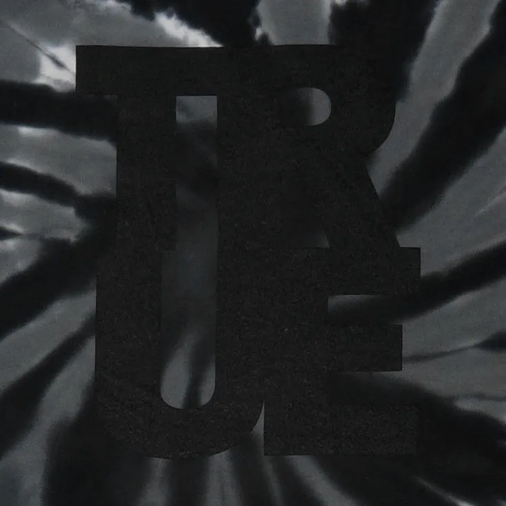 Mens Logo Tye-Dye T-Shirt Black relax mode