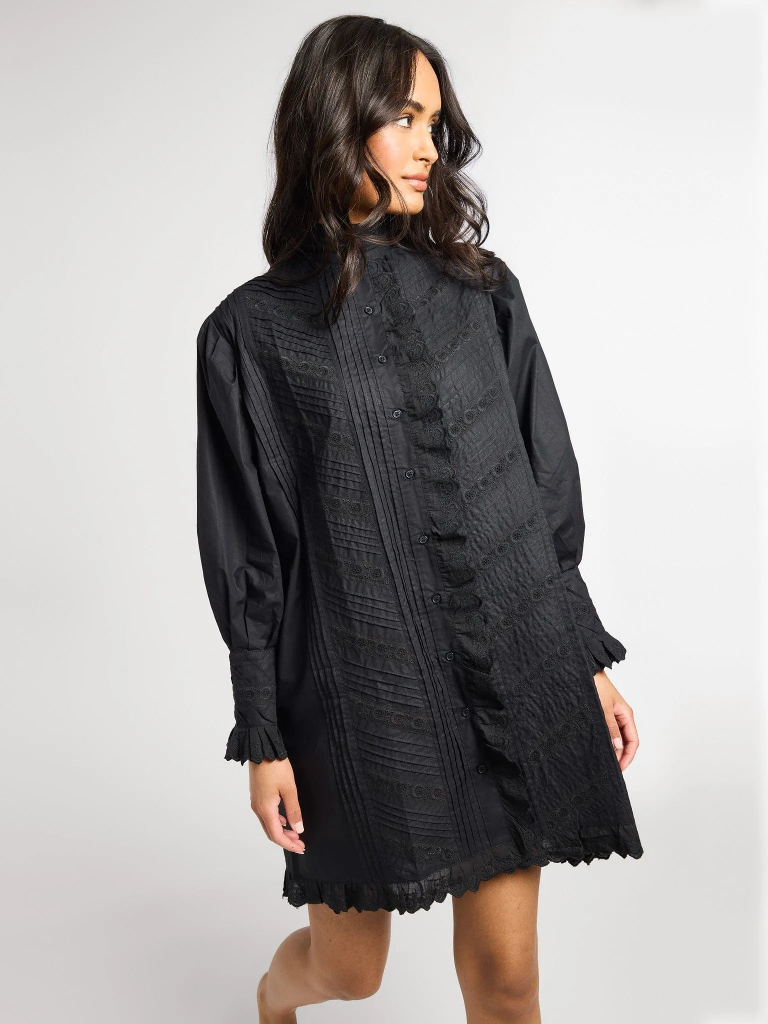 Mika Dress in Black daily glam