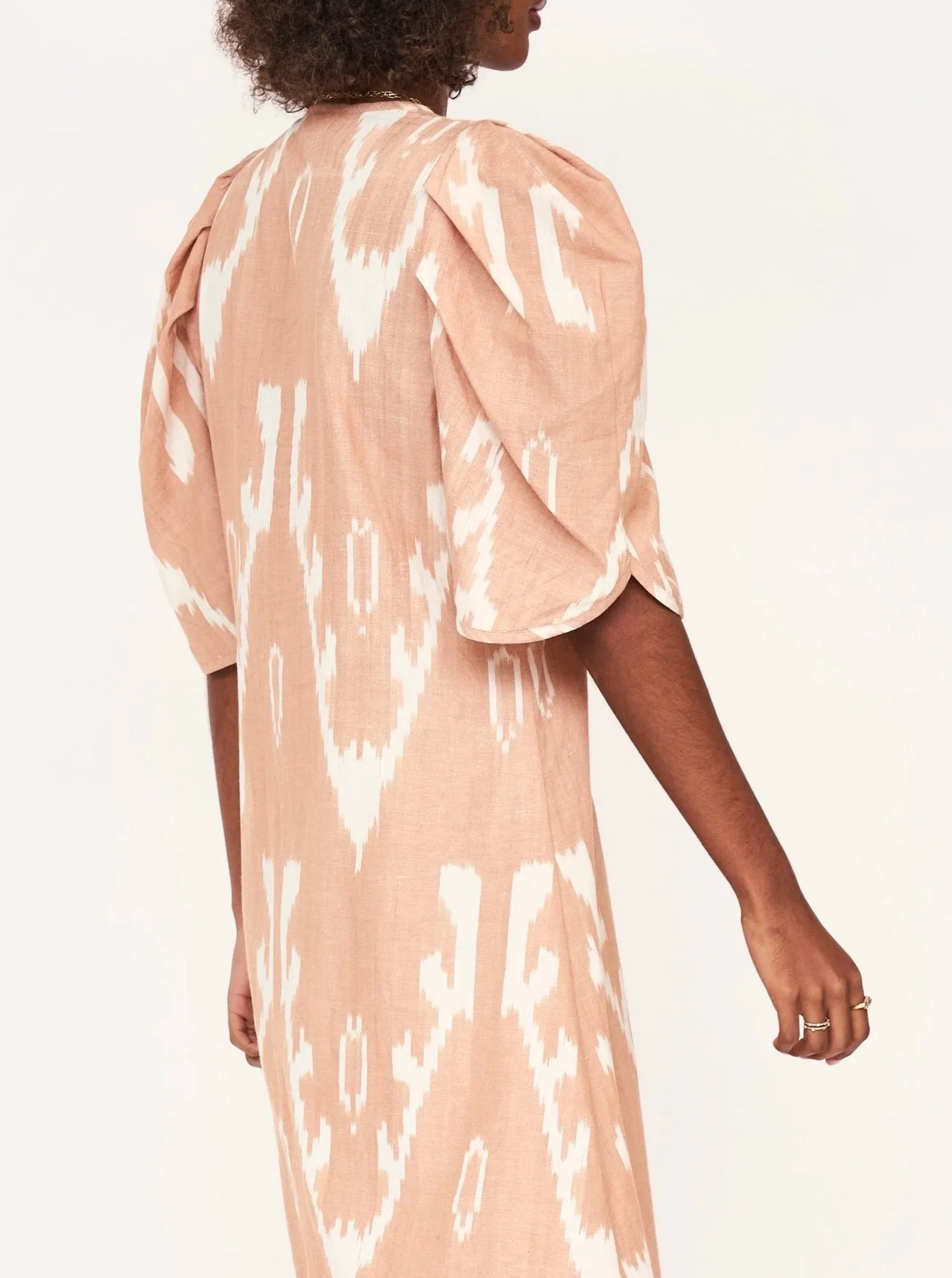 Mirth Cassis in Conch Ikat/ Flat Hem chic twist