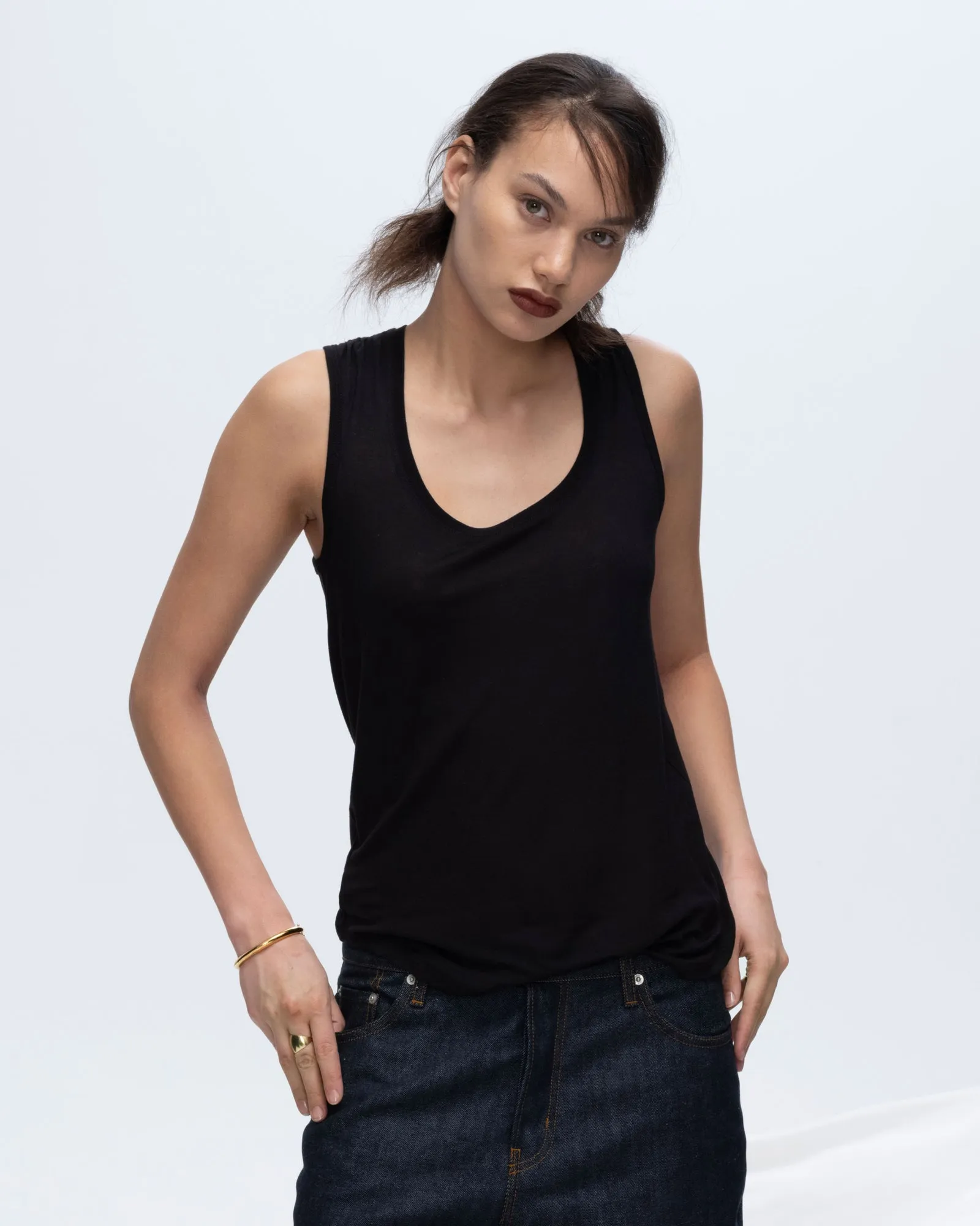 Modal Sweetheart Tank - Black move light