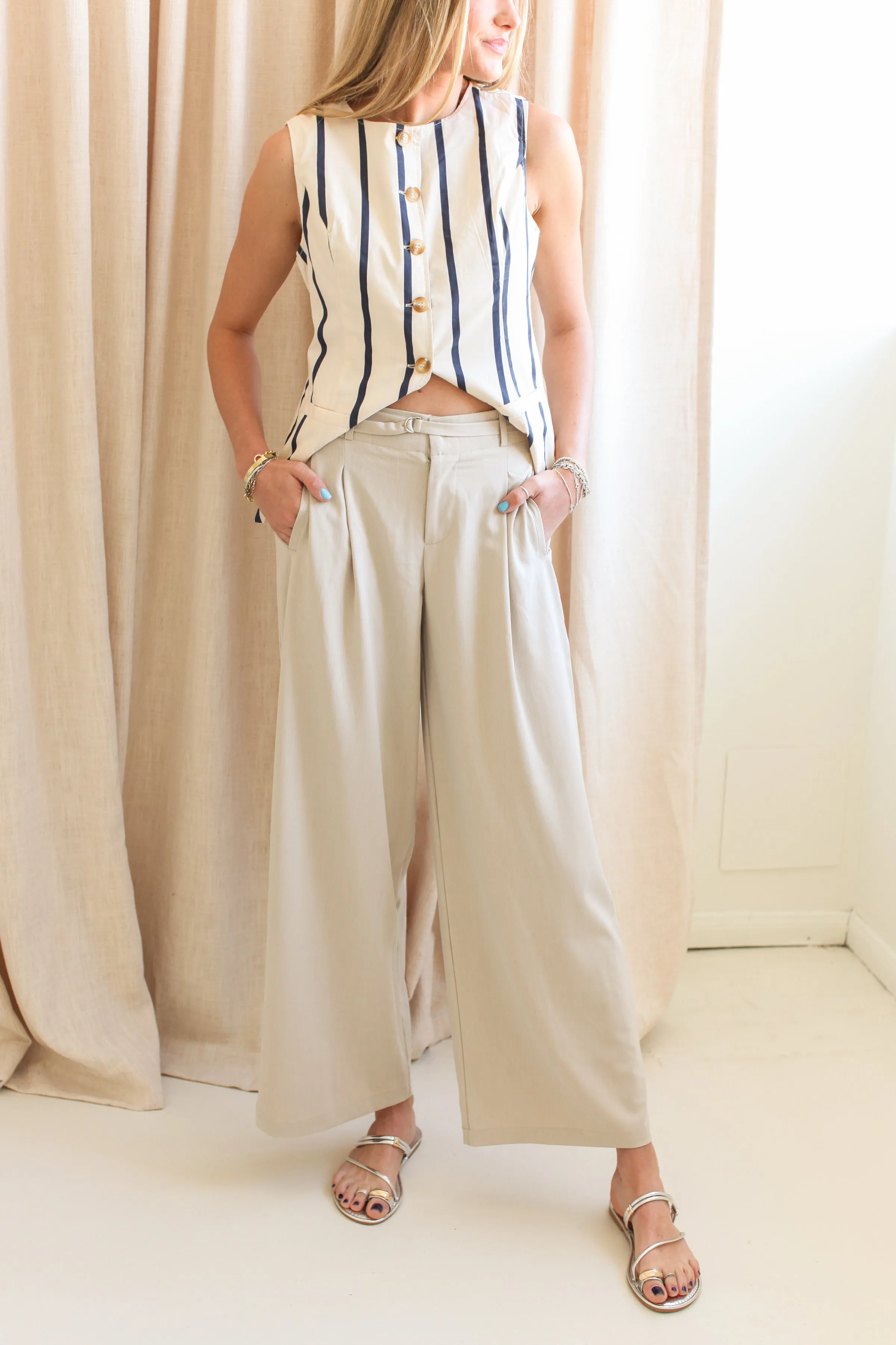 Monica Trouser- Sand sleek style