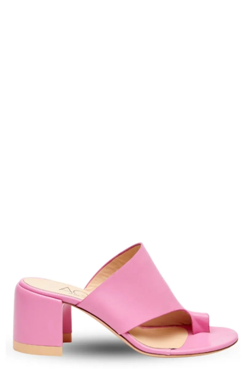 Moon Thong Sandal summer vibe