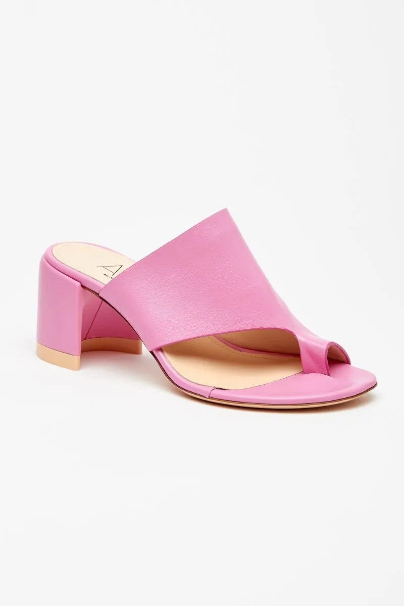 Moon Thong Sandal sporty casual