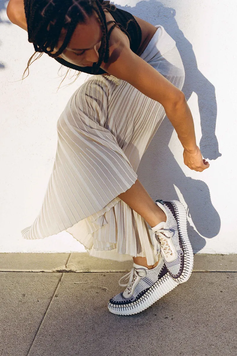 Nama Sneaker free motion