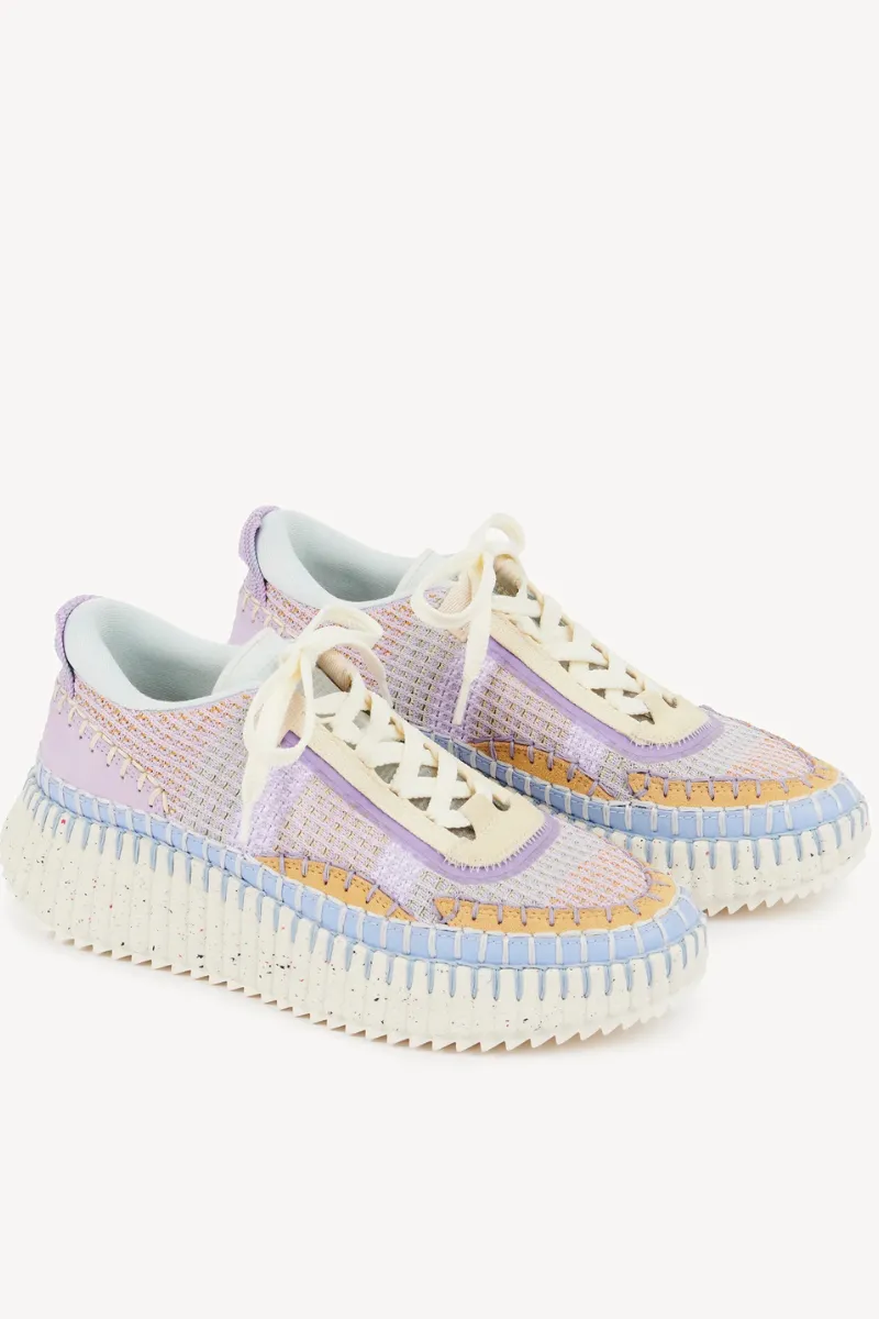 Nama Sneaker multi purpose