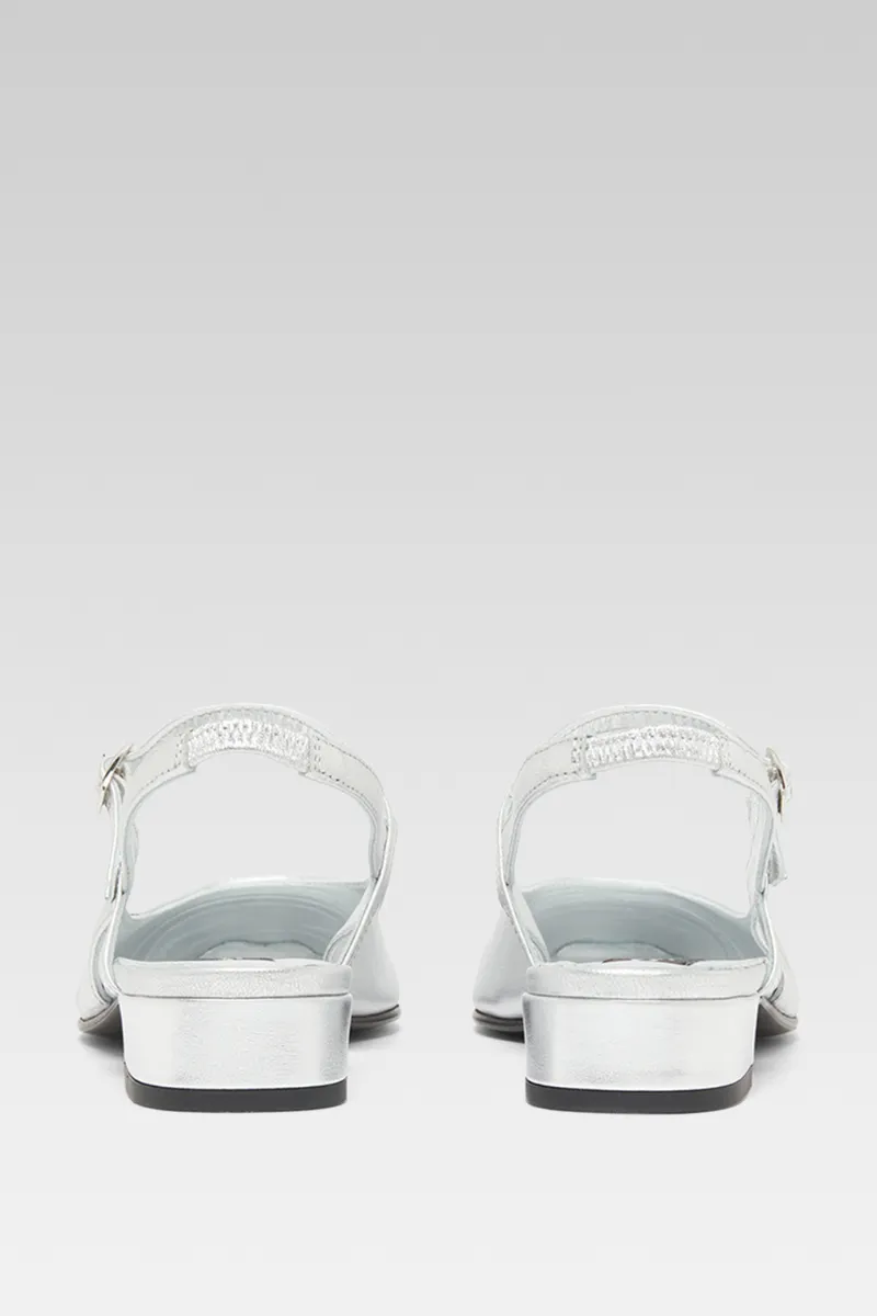 Oceano Slingbacks party look