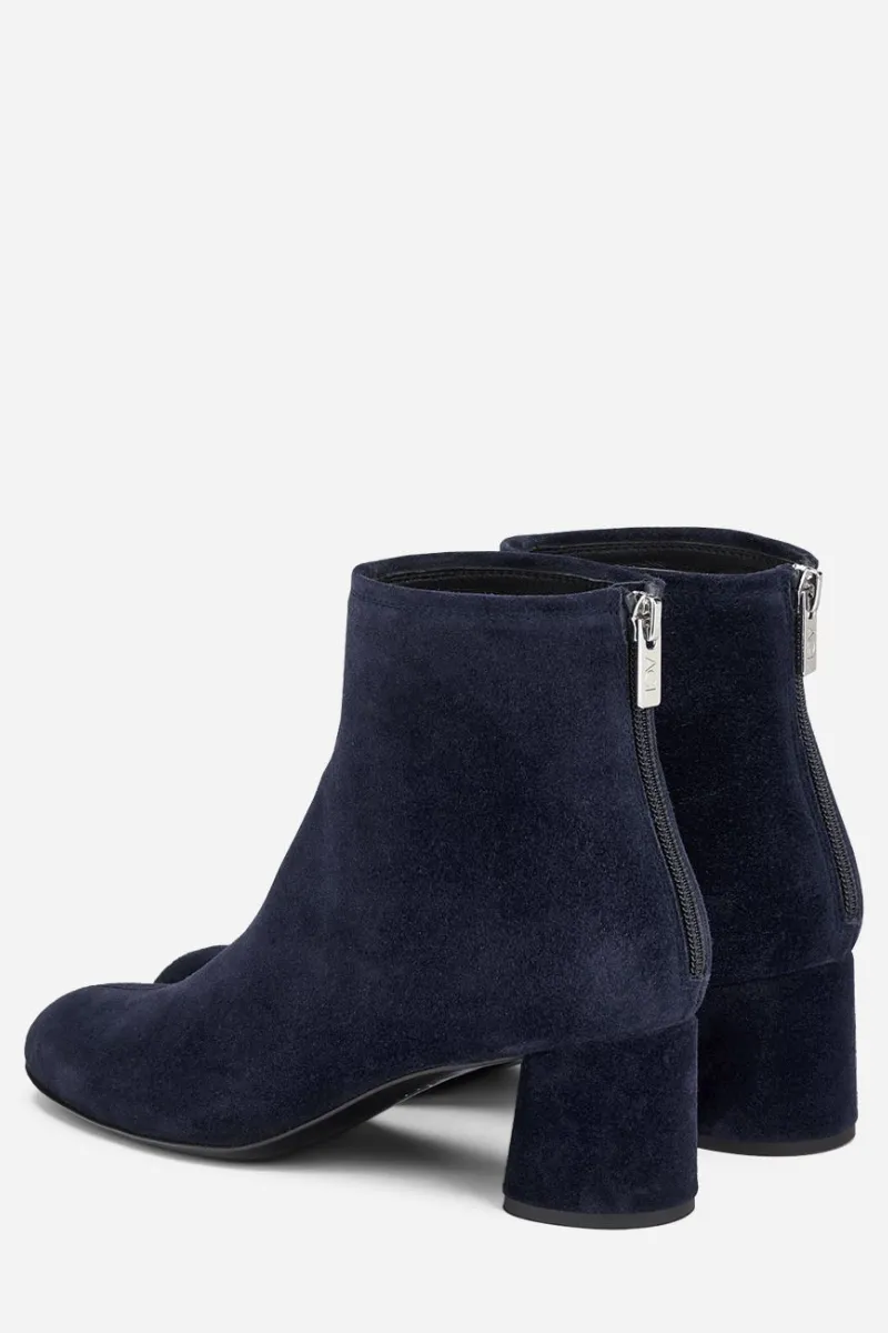 Olga Booties Trend design