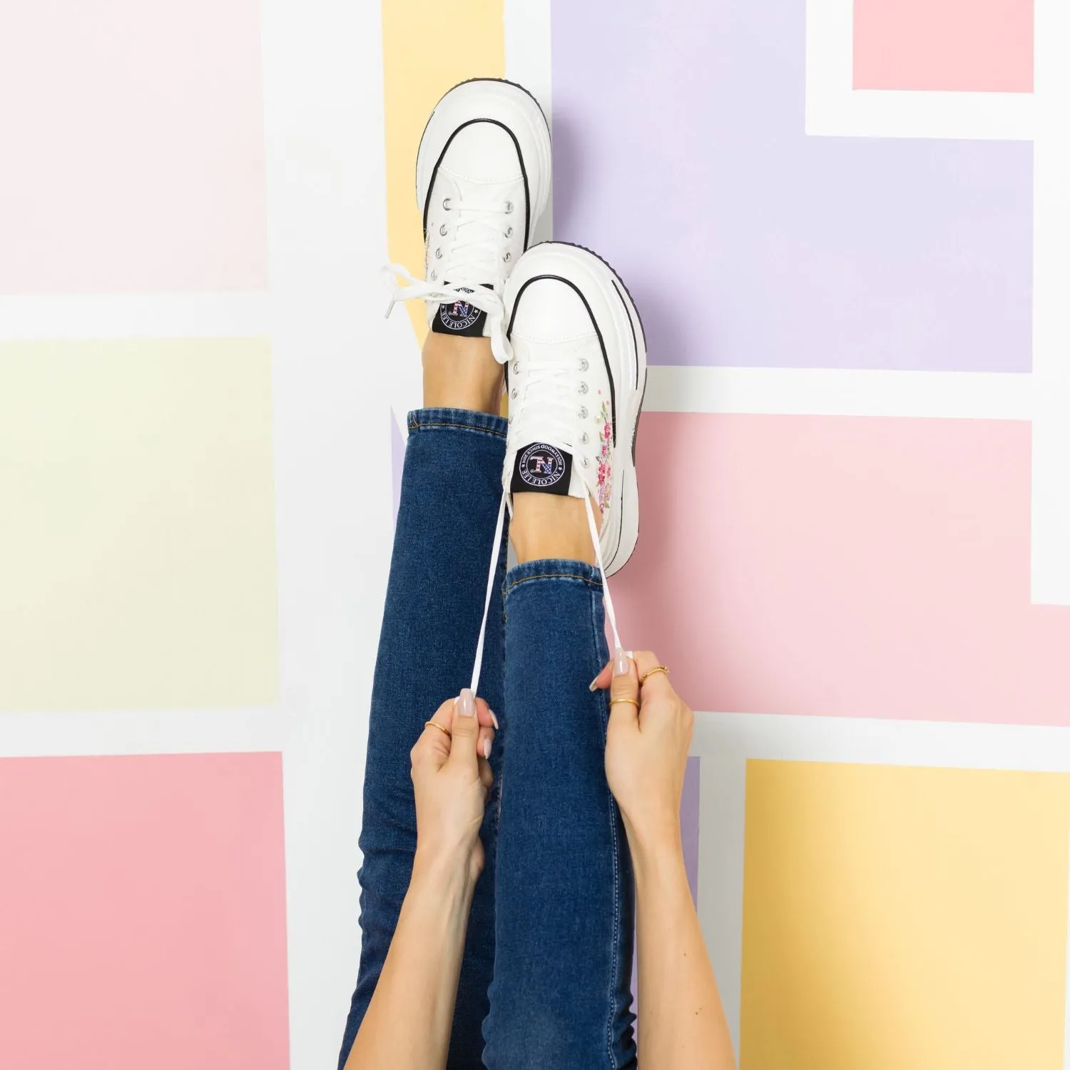PLATFORM LACE-UP SNEAKERS simple style