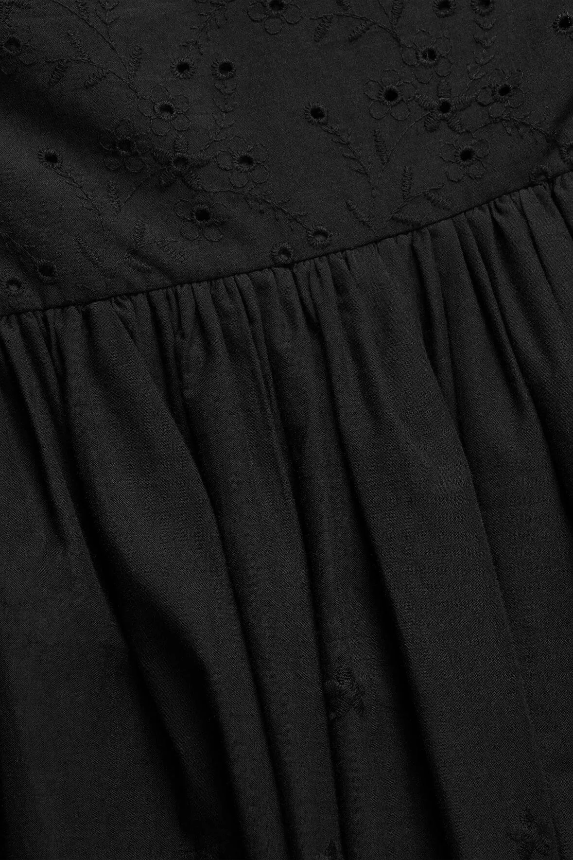 PROCIDA SKIRT | BLACK EYELET free form