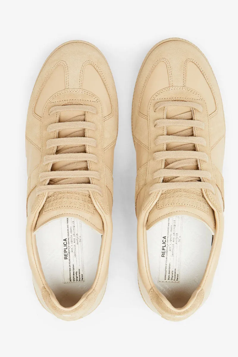 Replica Sneakers varied styles