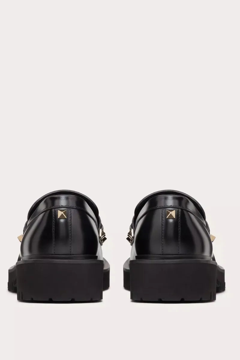Rockstud Loafer travel light