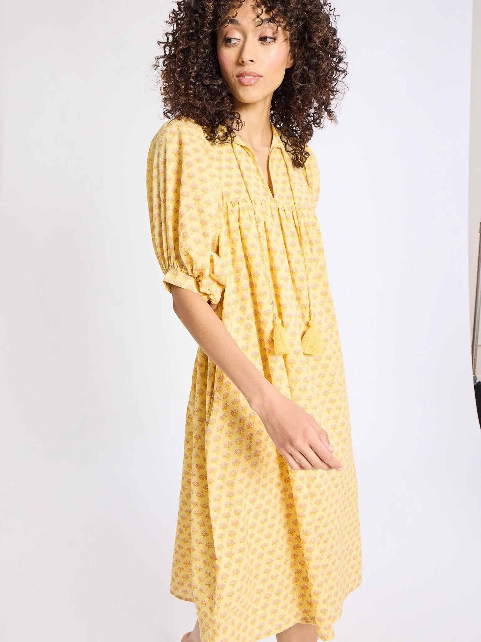 Saffron Dress in Buttercup comfy glow
