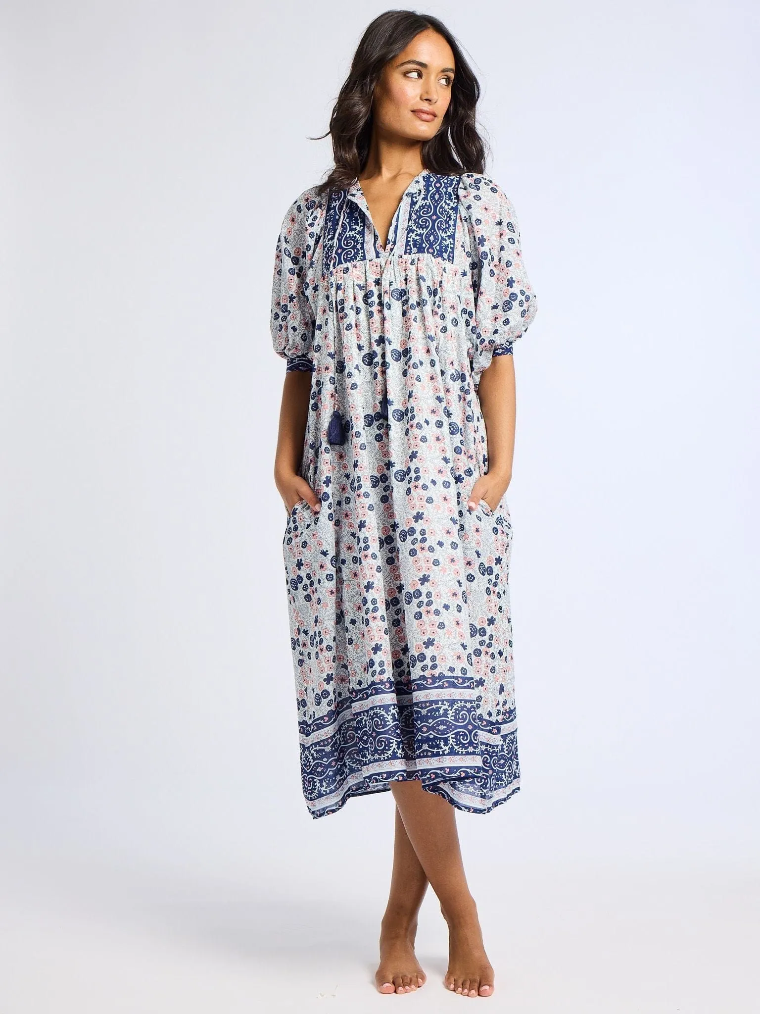 Saffron Dress in Navy Floral lounge set
