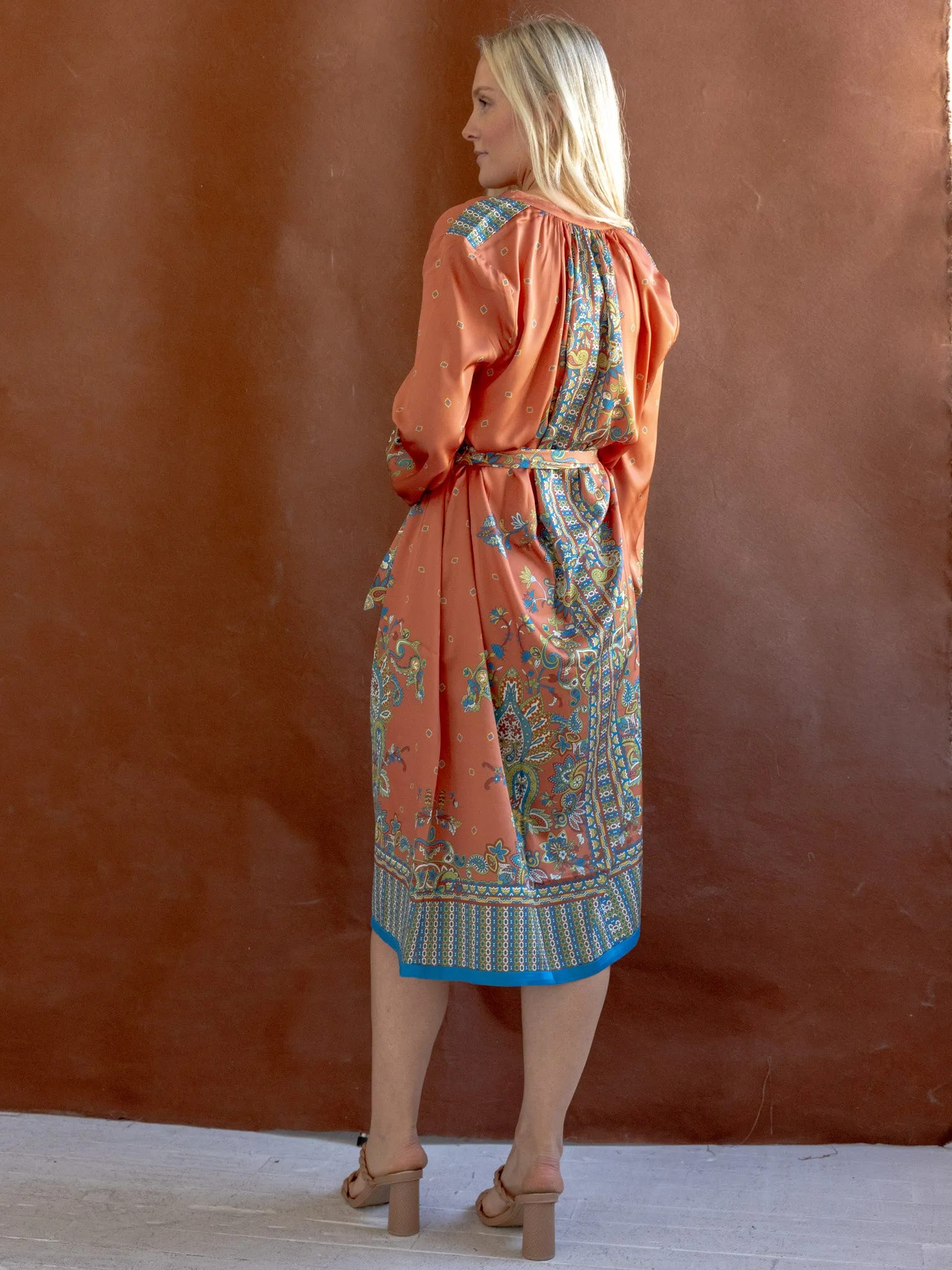 Sara Paisley Dress beach vibe