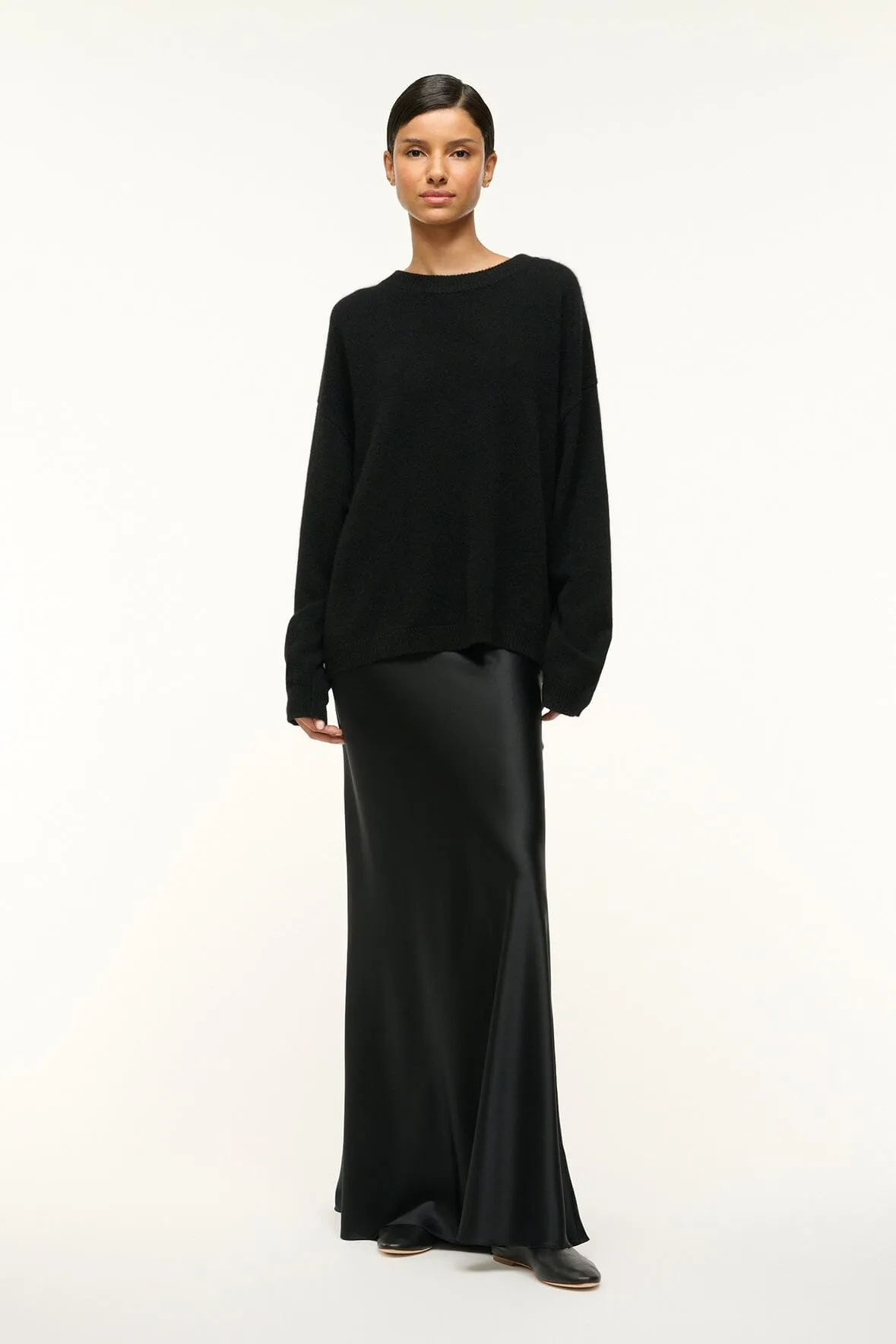 SERRANO CASHMERE RELAXED CREW | BLACK Fashion Ease