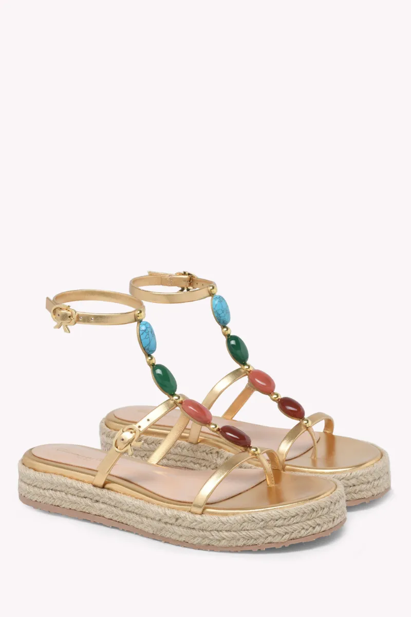 Shanti Beach Sandal summer trend