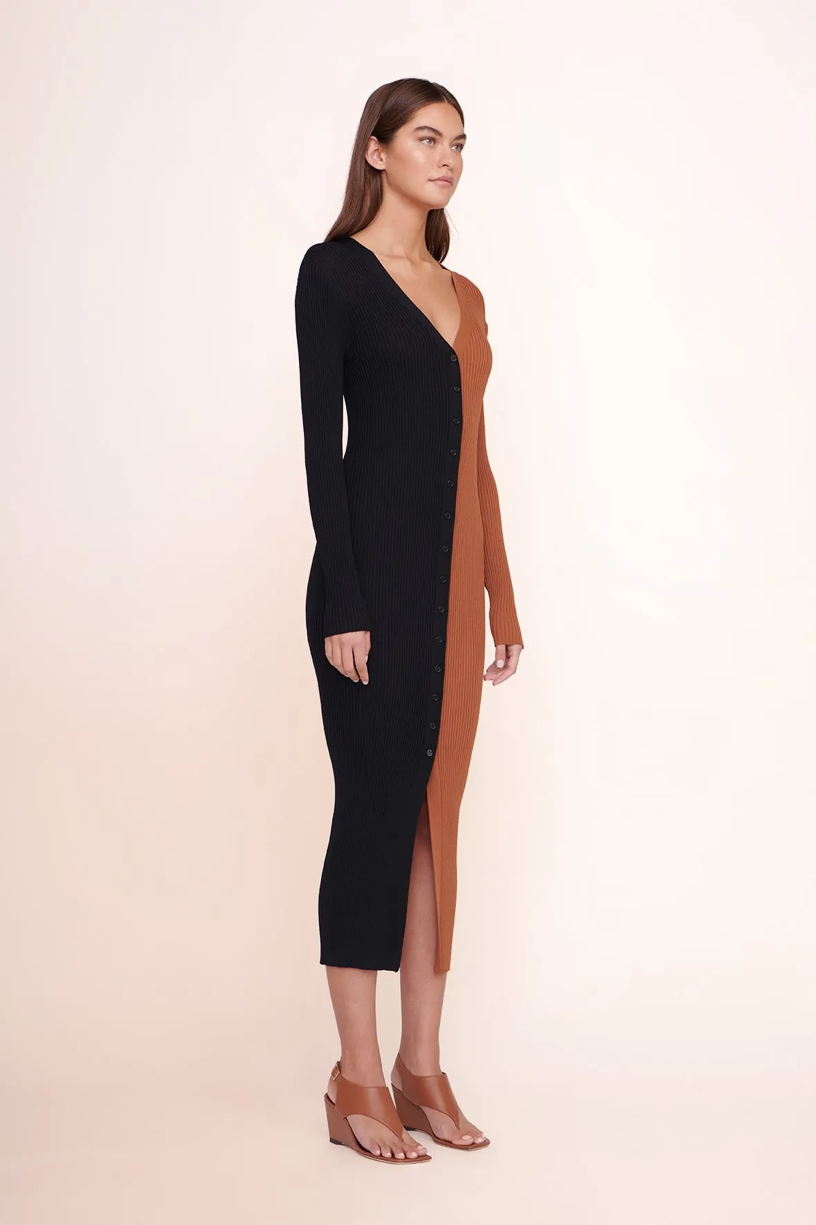 SHOKO SWEATER | TAN BLACK cool edge