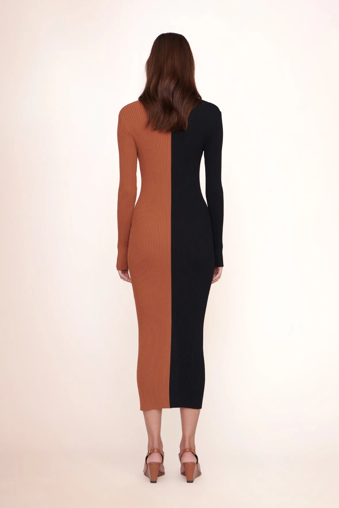 SHOKO SWEATER | TAN BLACK effortless look