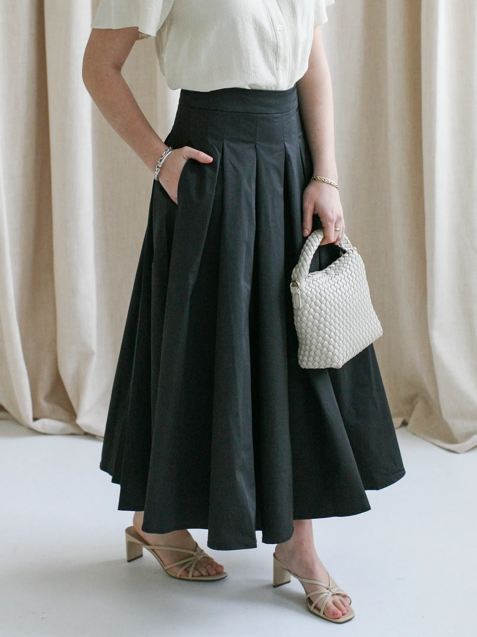 Sienna Black Midi Skirt detail show
