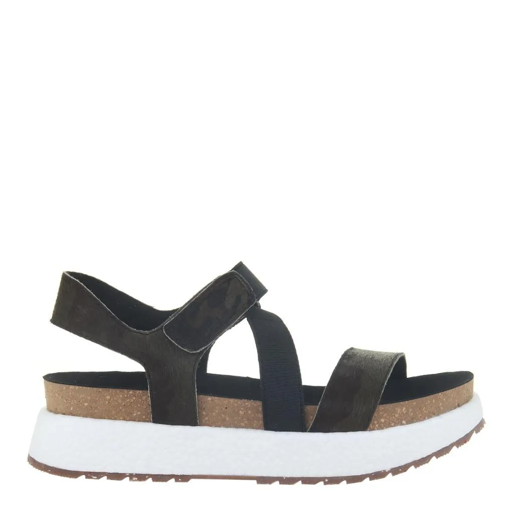 SIERRA in MUD Platform Sandals casual slip-on