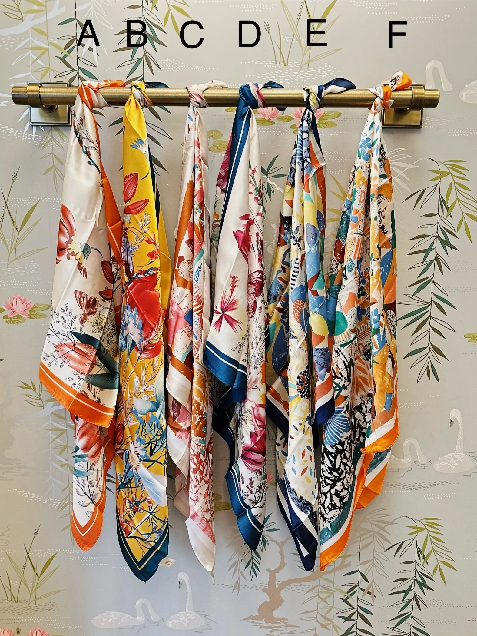 Silk Print Scarf calm mode