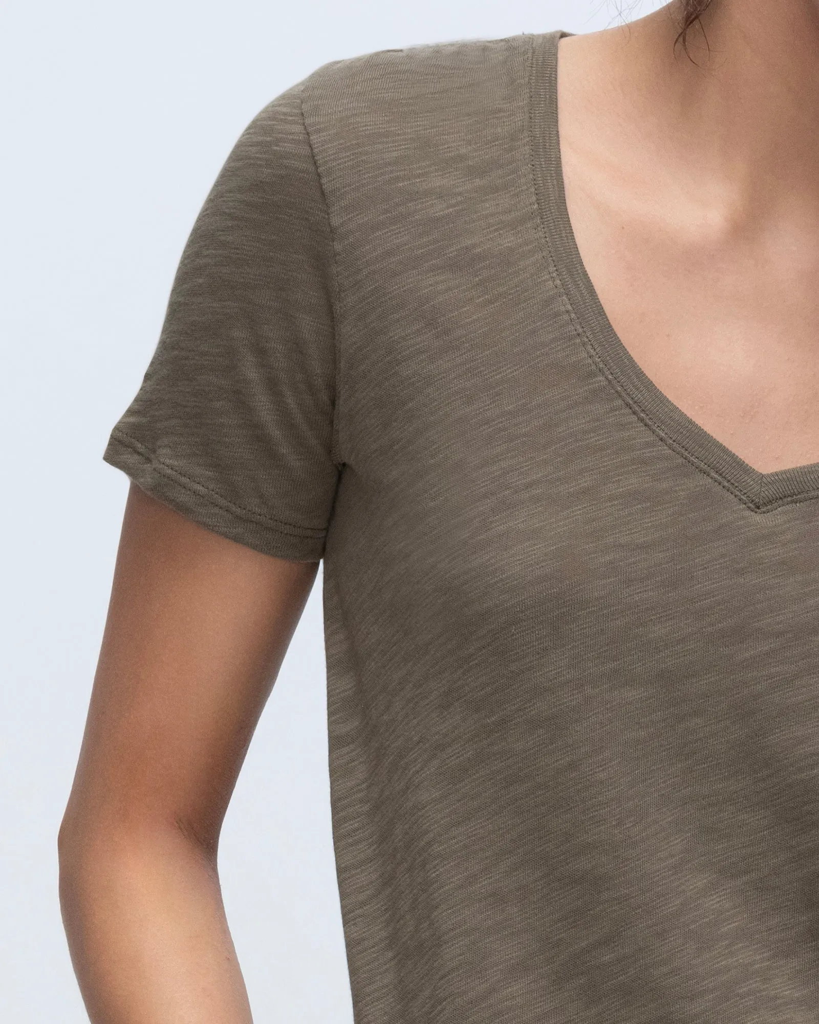 Slub Jersey Classic V-Neck Tee - Army night chill