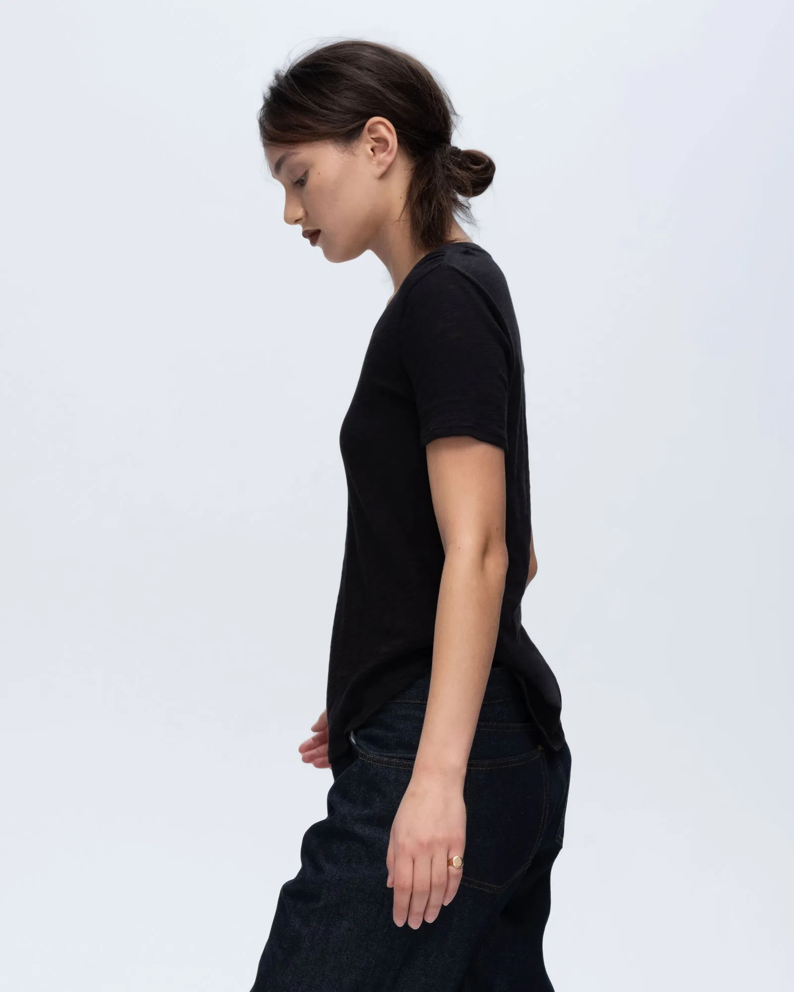 Slub Jersey Classic V-Neck Tee - Black modern look
