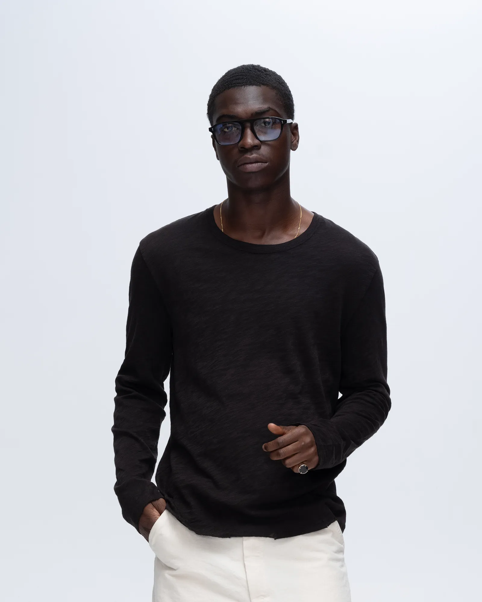 Slub Jersey Long Sleeve Destroyed Wash Tee - Black summer vibes