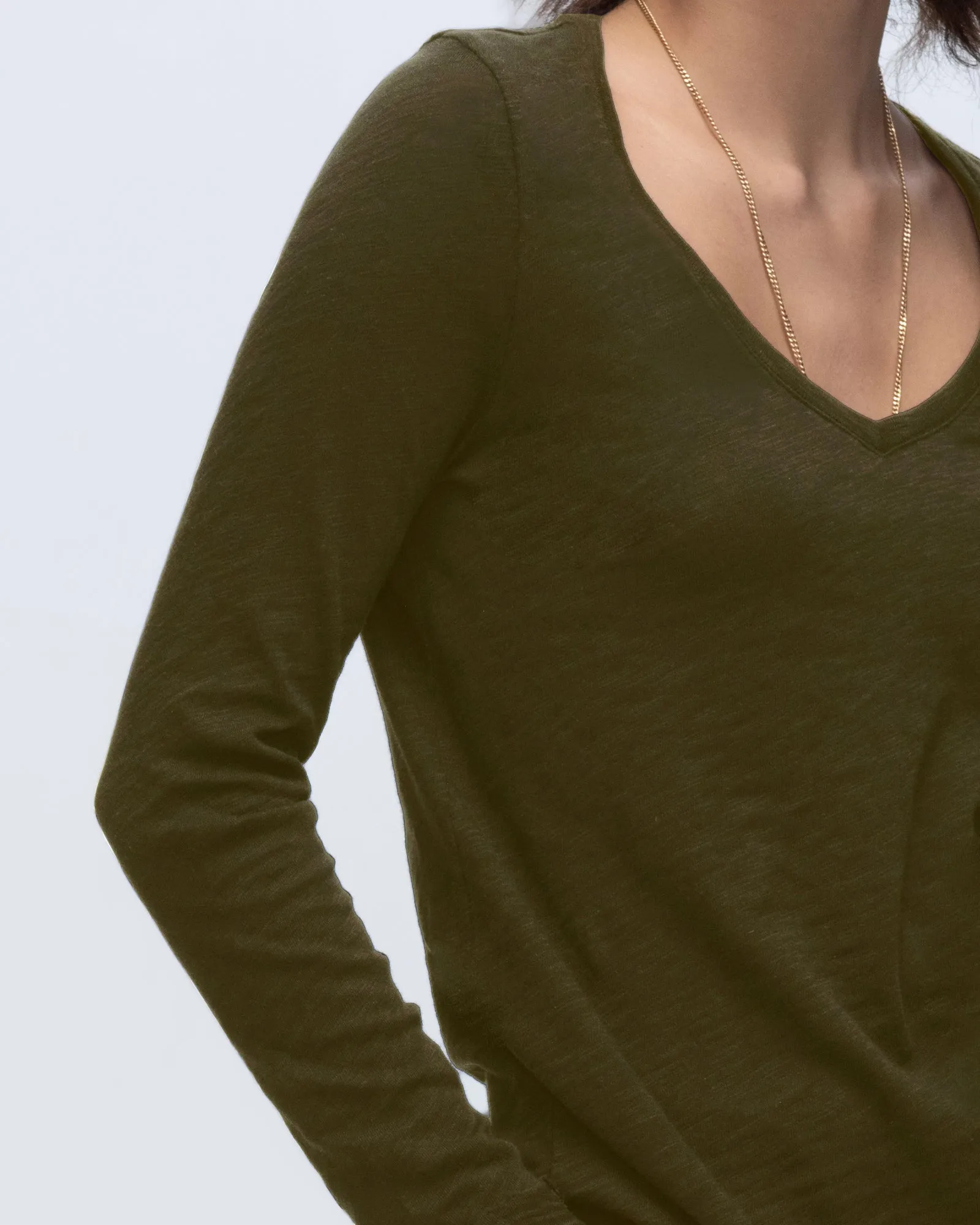 Slub Jersey Long Sleeve V-Neck Tee - Army go-to gear