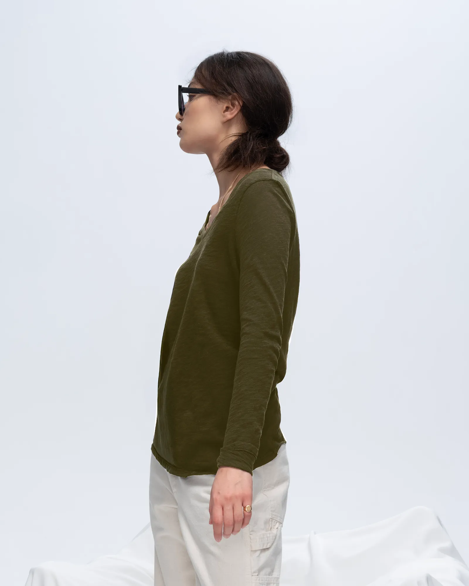 Slub Jersey Long Sleeve V-Neck Tee - Army casual cool