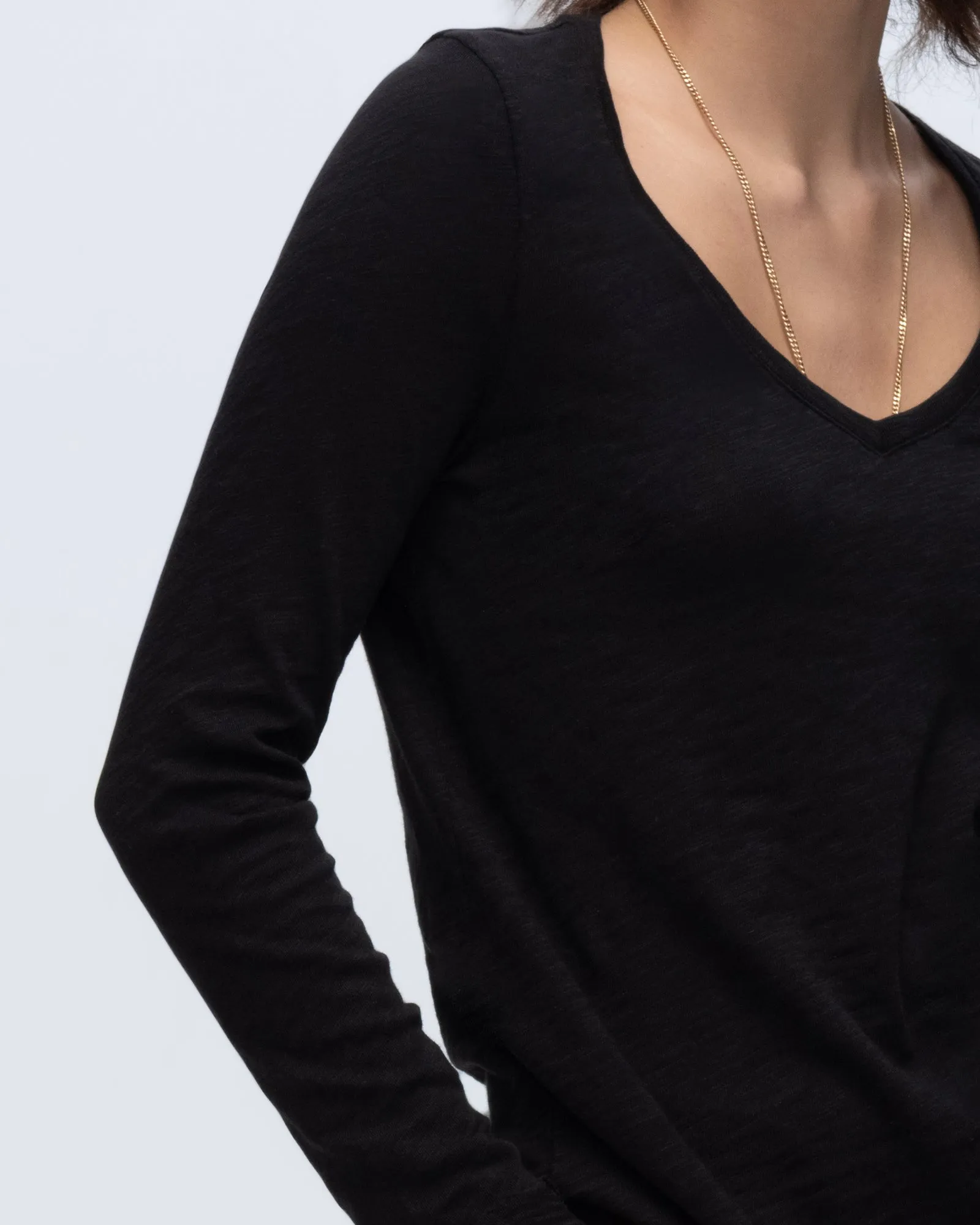 Slub Jersey Long Sleeve V-Neck Tee - Black urban tone