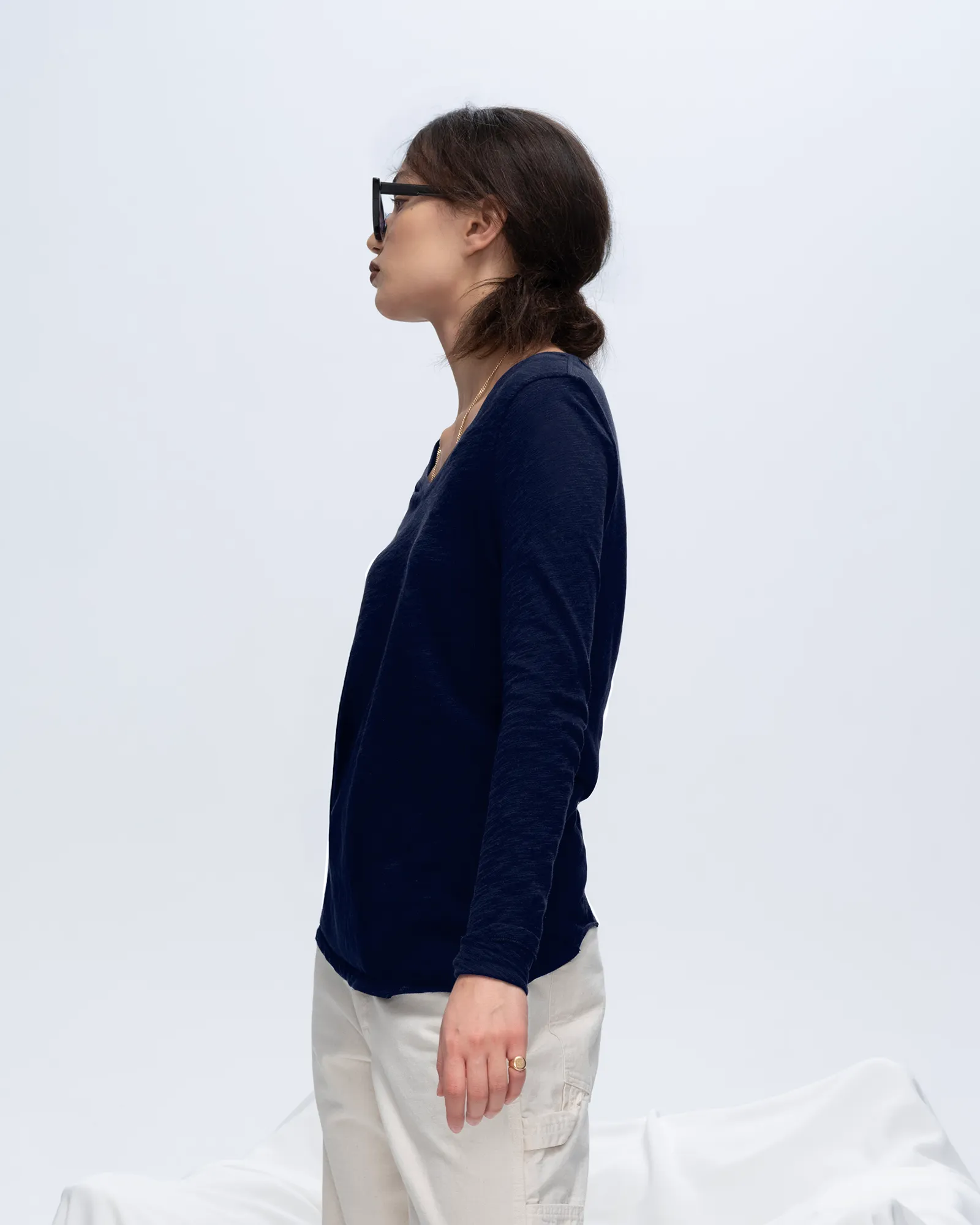 Slub Jersey Long Sleeve V-Neck Tee - Midnight street gear
