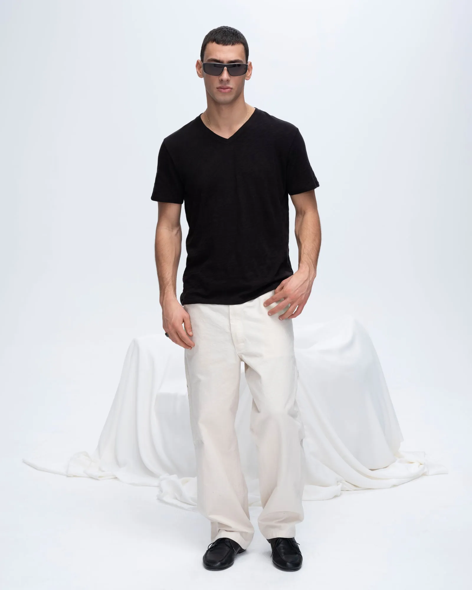 Slub Jersey V-Neck Tee - Black trend touch