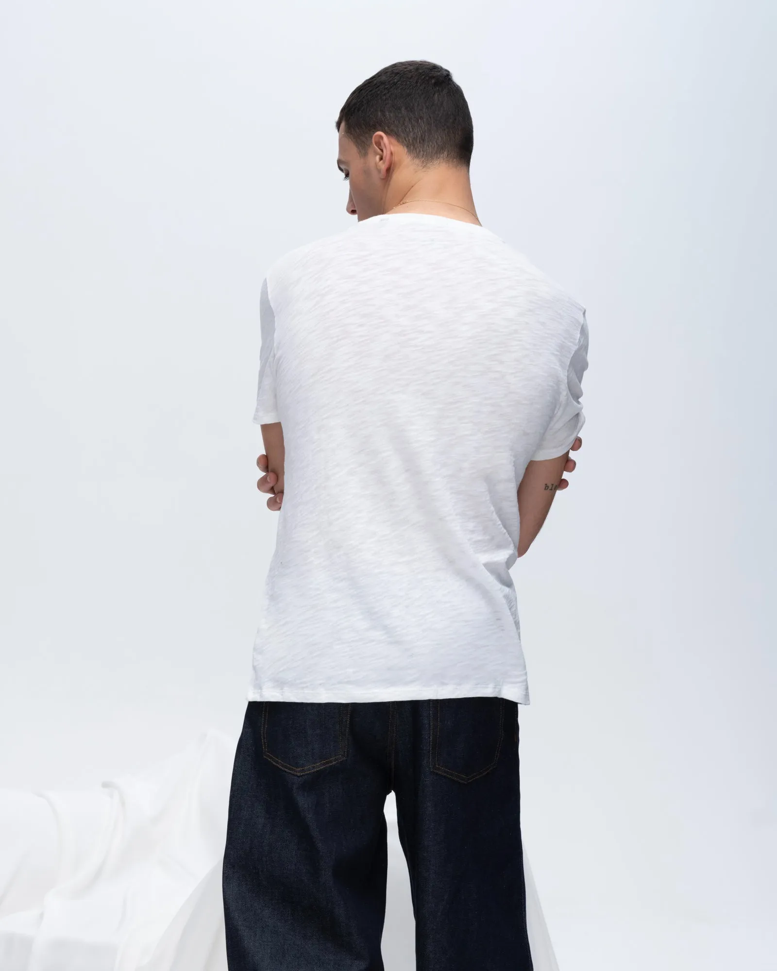 Slub Jersey V-Neck Tee - White effortless chic
